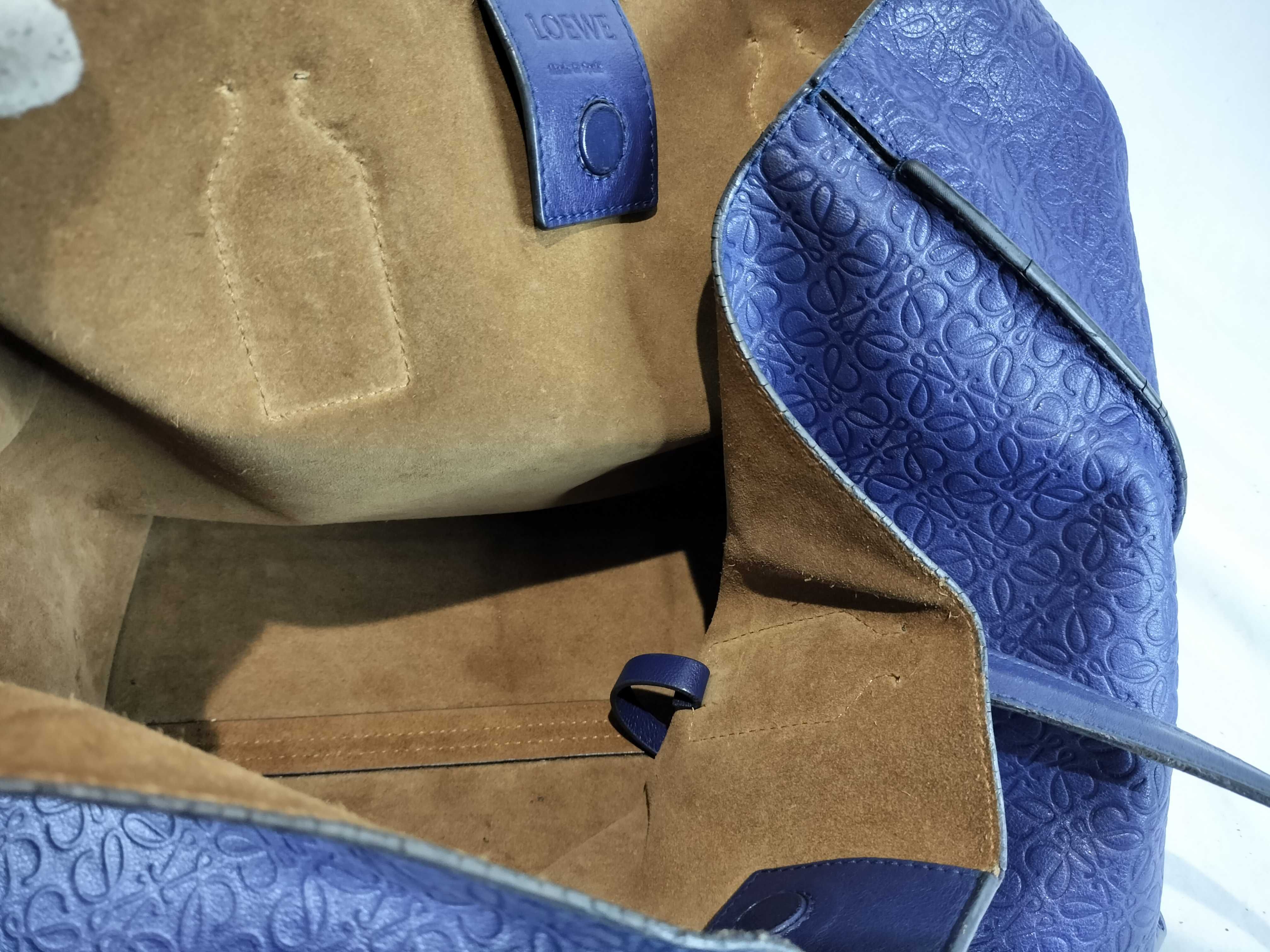 Repeat Anagram Leather Tote Bag Handbag — view 9