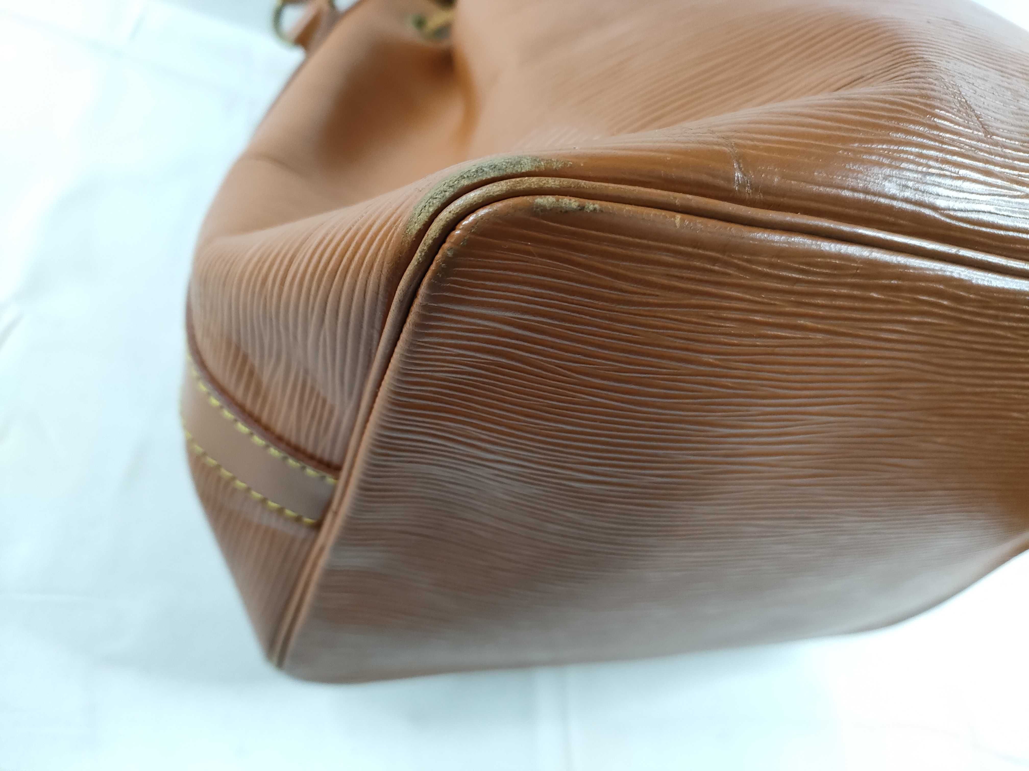 Epi Petit Noé Kenya Brown Shoulder Bag M44103 A20991 — view 3