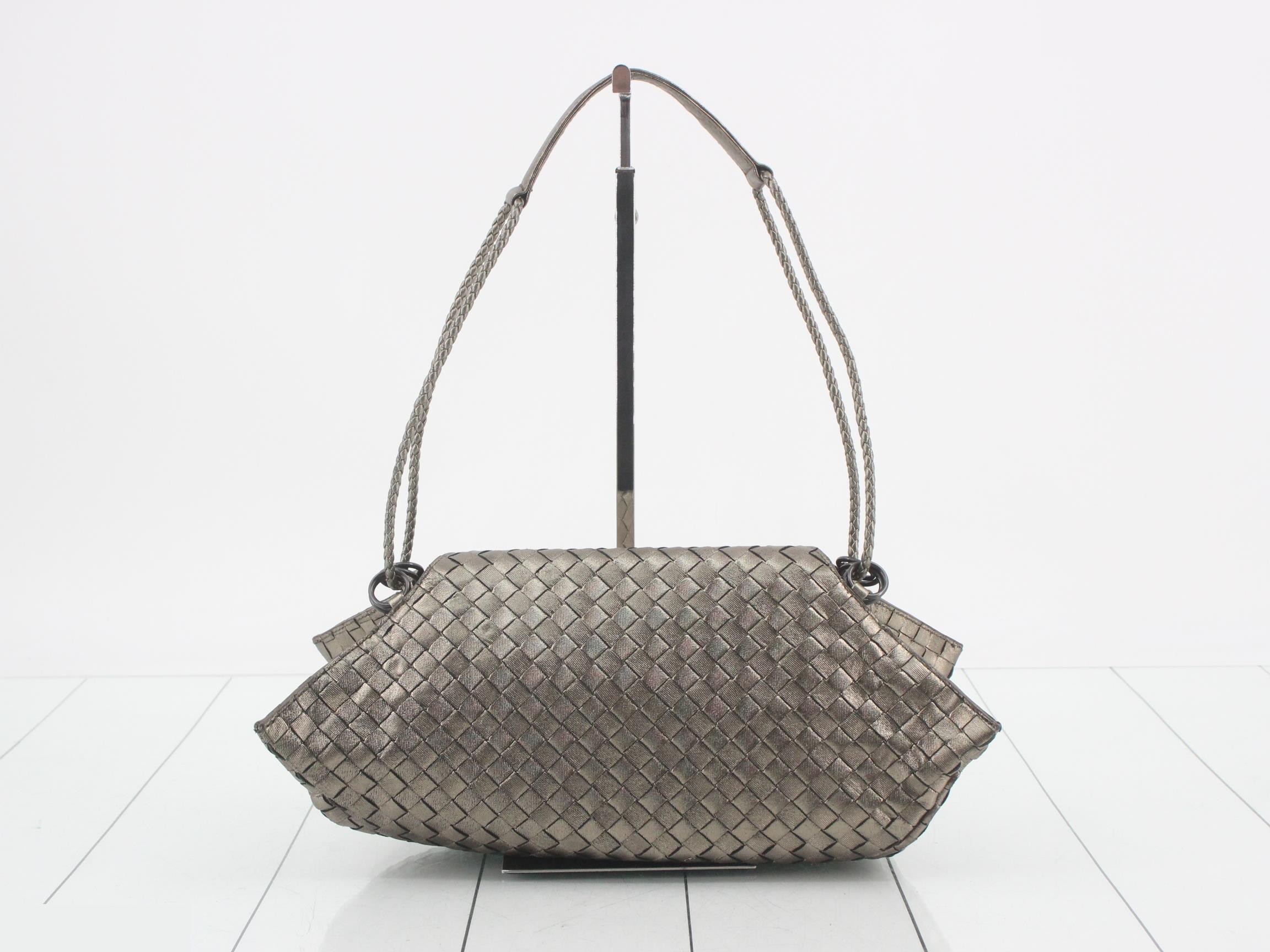 Intrecciato shoulder bag with mirror — view 2