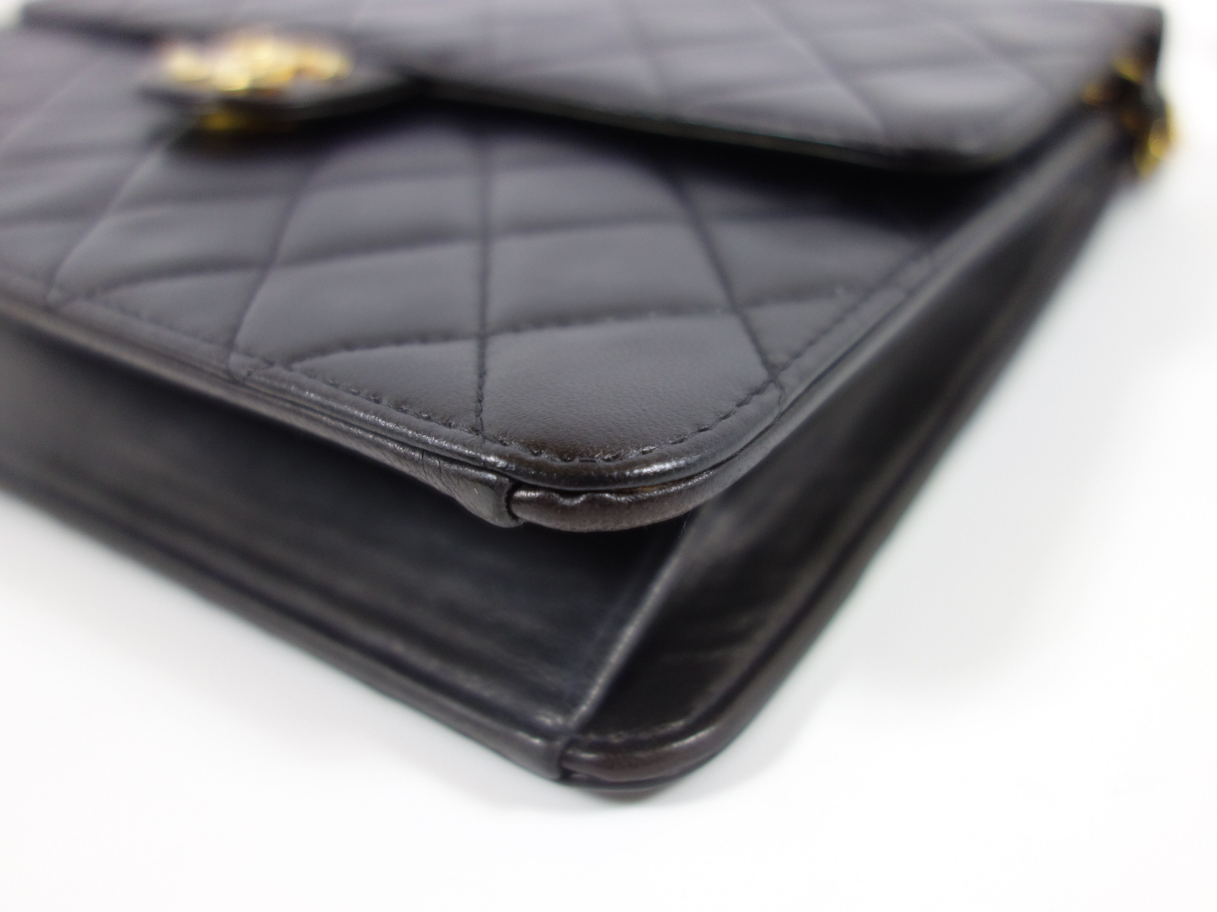 Push-Lock Chain Shoulder Bag — view 9