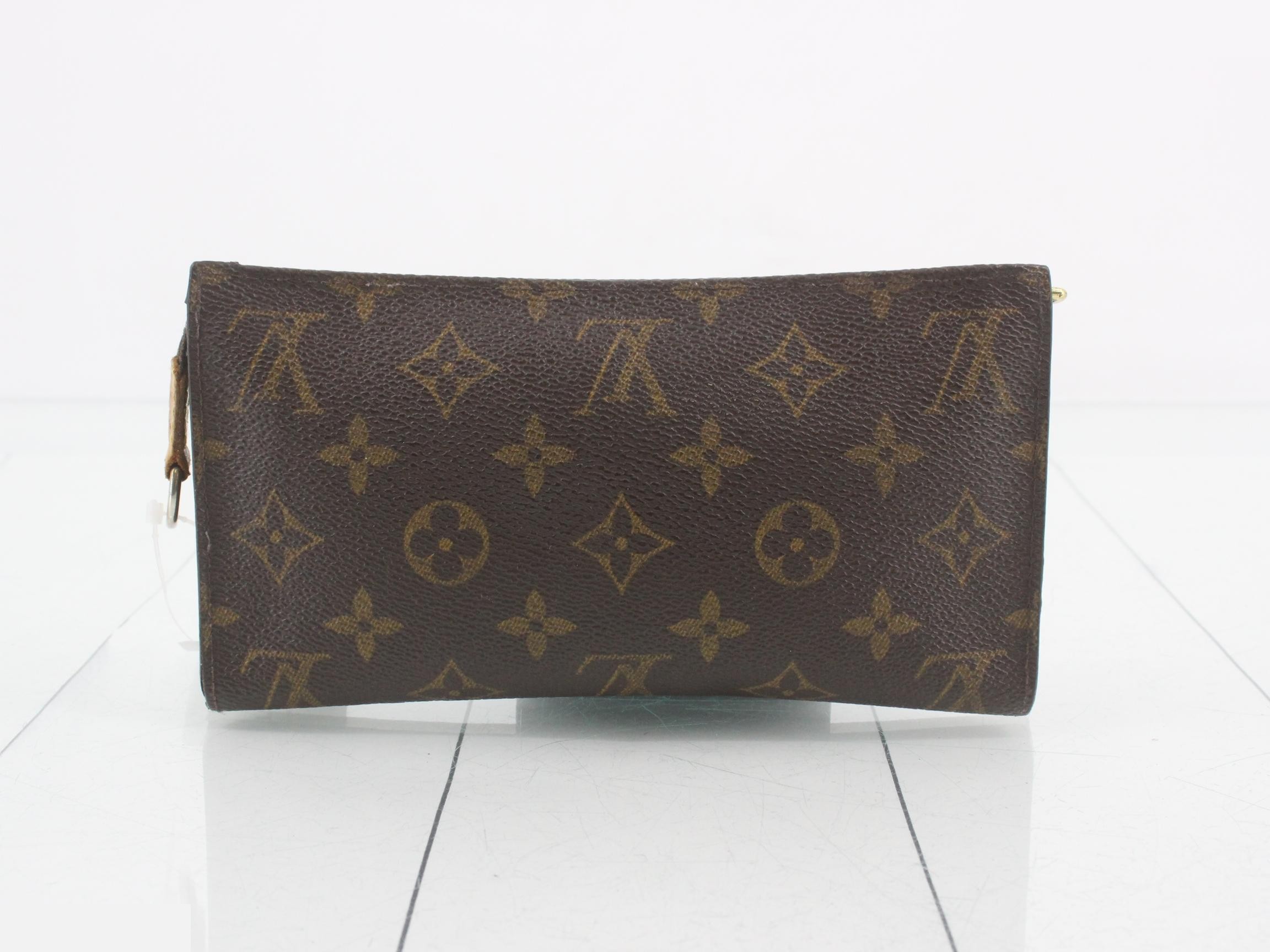 Monogram Bucket GM included pouch — view 2