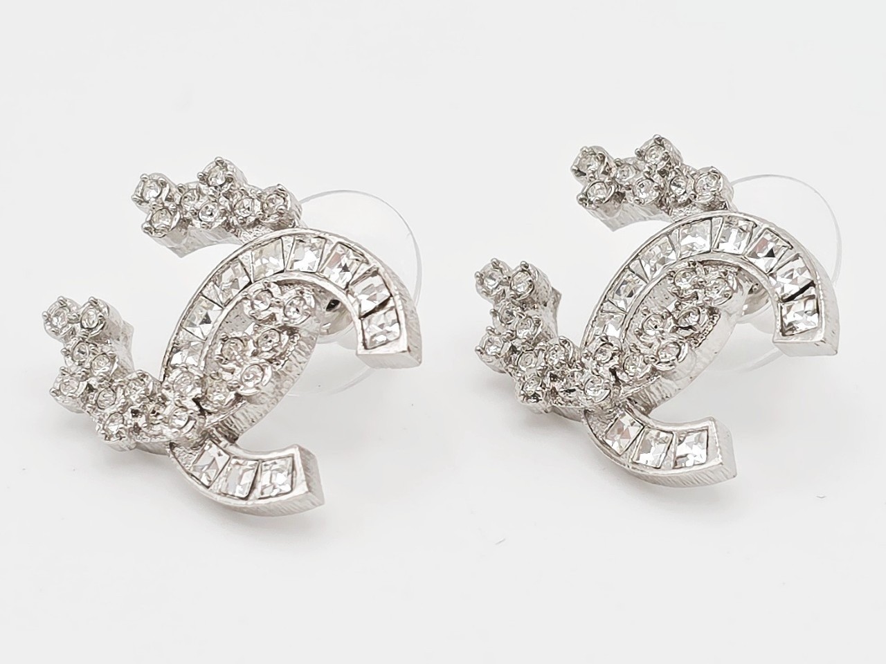 earrings — view 2