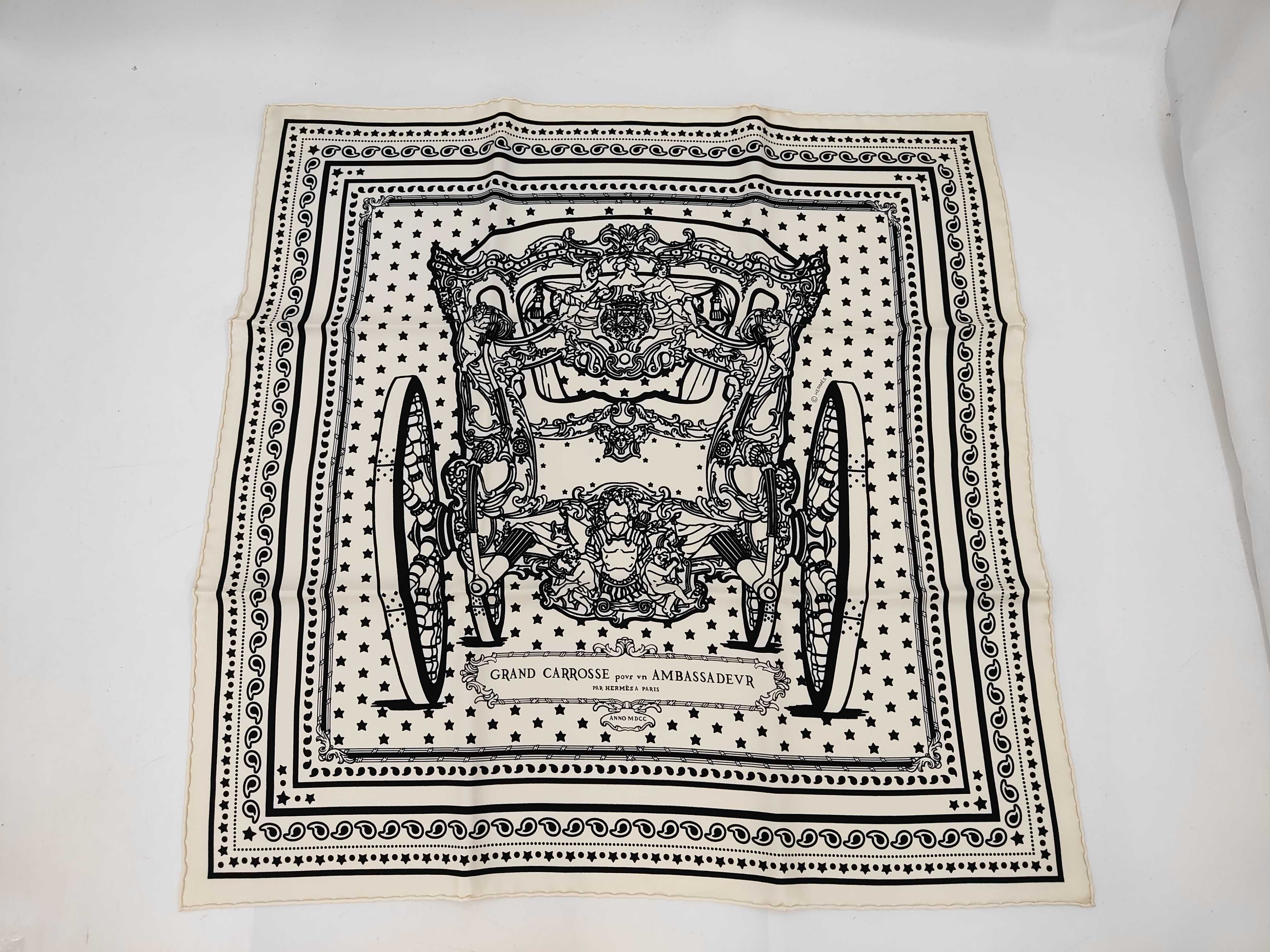 Carre 55 Grand Carros Ambassador's Great Carriage Bandana Other Accessories