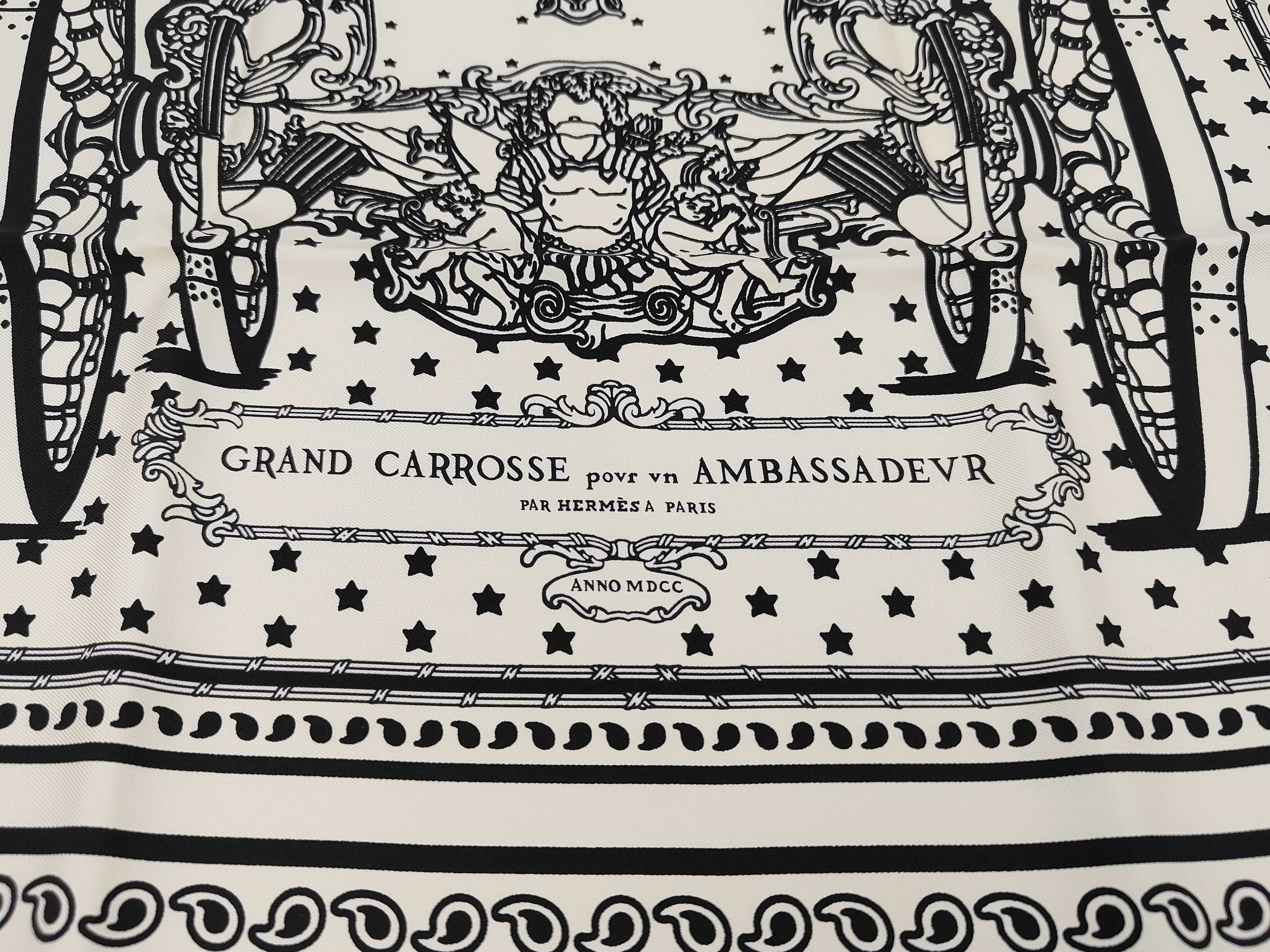 Carre 55 Grand Carros Ambassador's Great Carriage Bandana Other Accessories — view 3