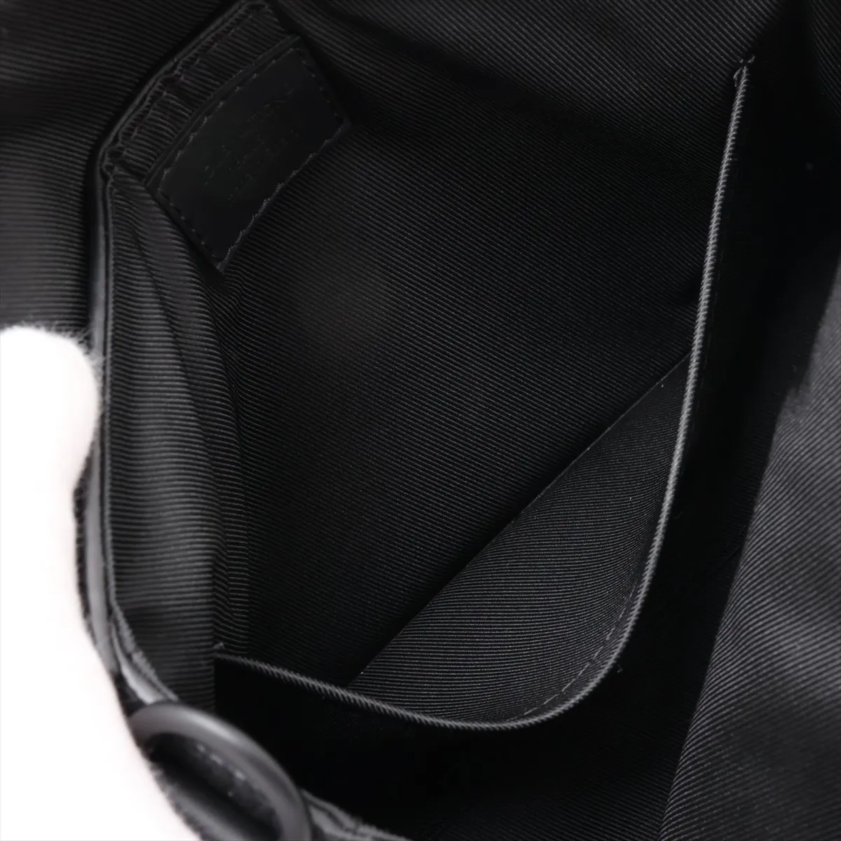 LV Aerogram Takeoff Messenger M24769 Black (RFID detected) — view 7