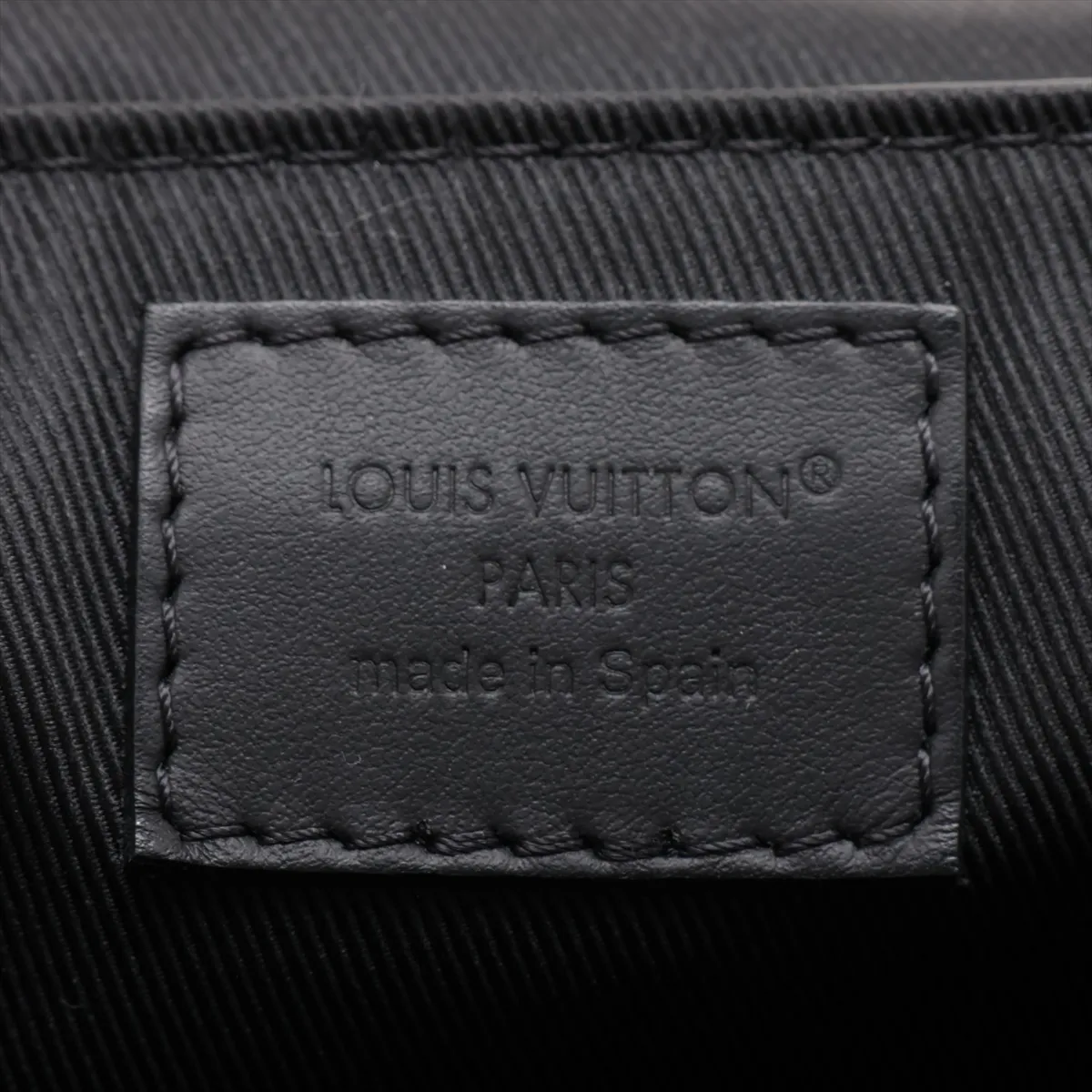 LV Aerogram Takeoff Messenger M24769 Black (RFID detected) — view 8