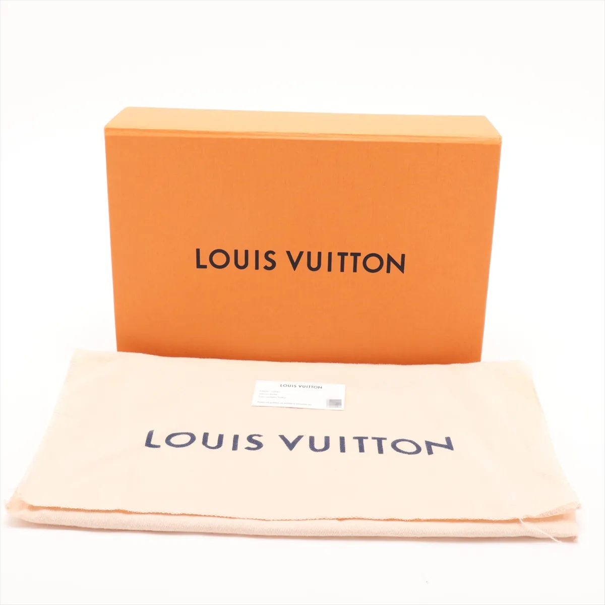 LV Aerogram Takeoff Messenger M24769 Black (RFID detected) — view 9