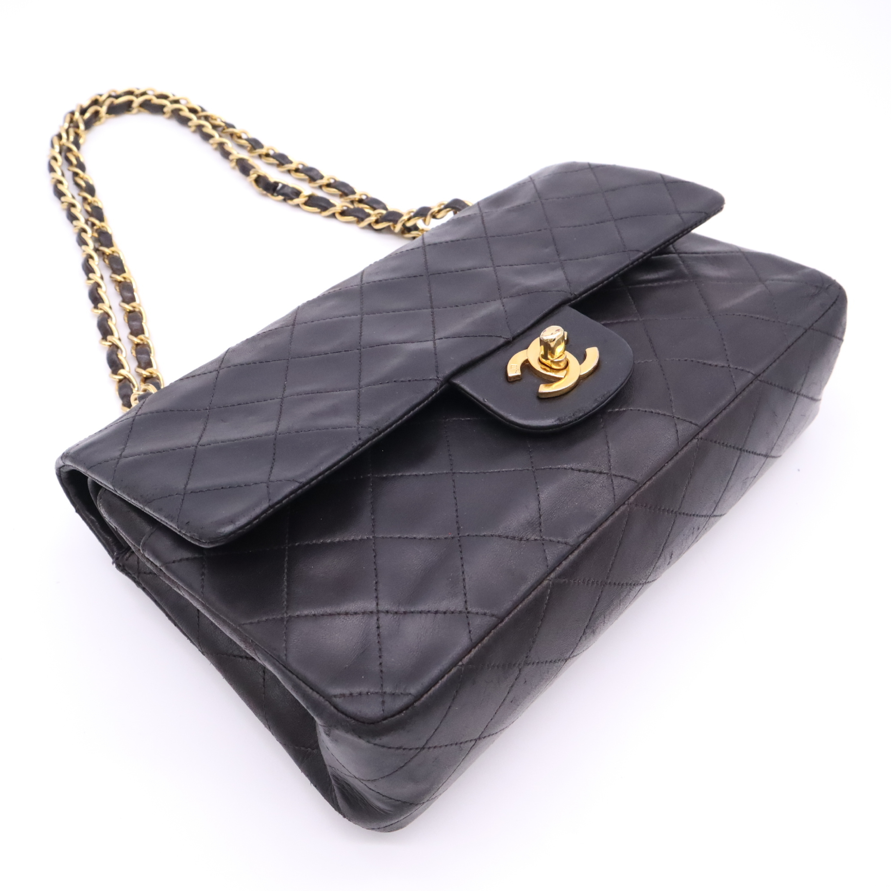 Lambskin Matelassé 25 Double Flap Double Chain Gold Hardware Black Seal 5024893 Shoulder Bag — view 3