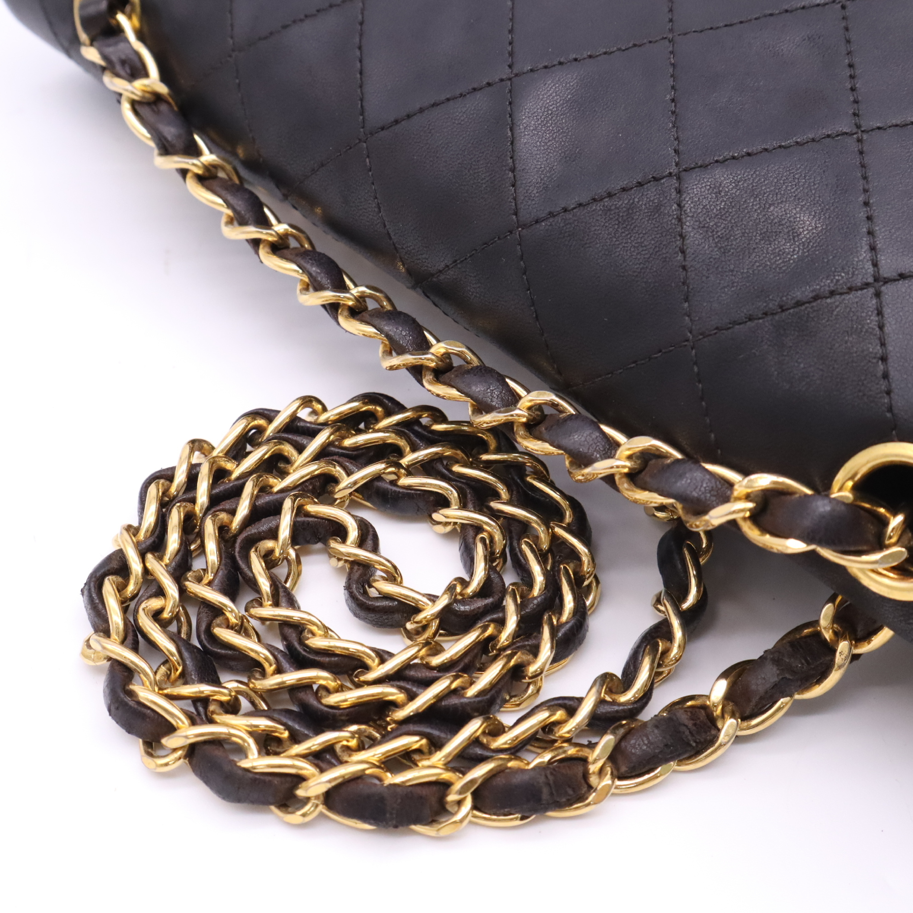 Lambskin Matelassé 25 Double Flap Double Chain Gold Hardware Black Seal 5024893 Shoulder Bag — view 7