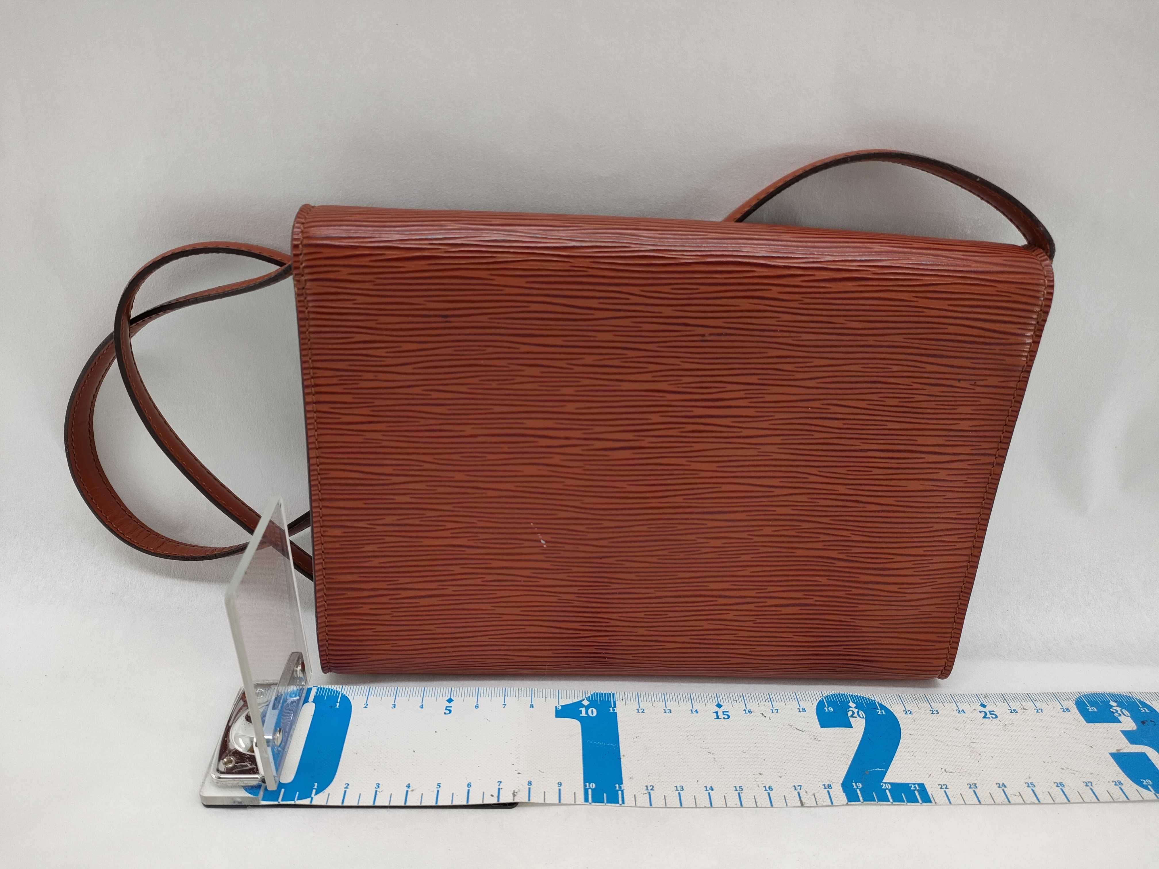 Epi Arche M52573 Shoulder Bag — view 2