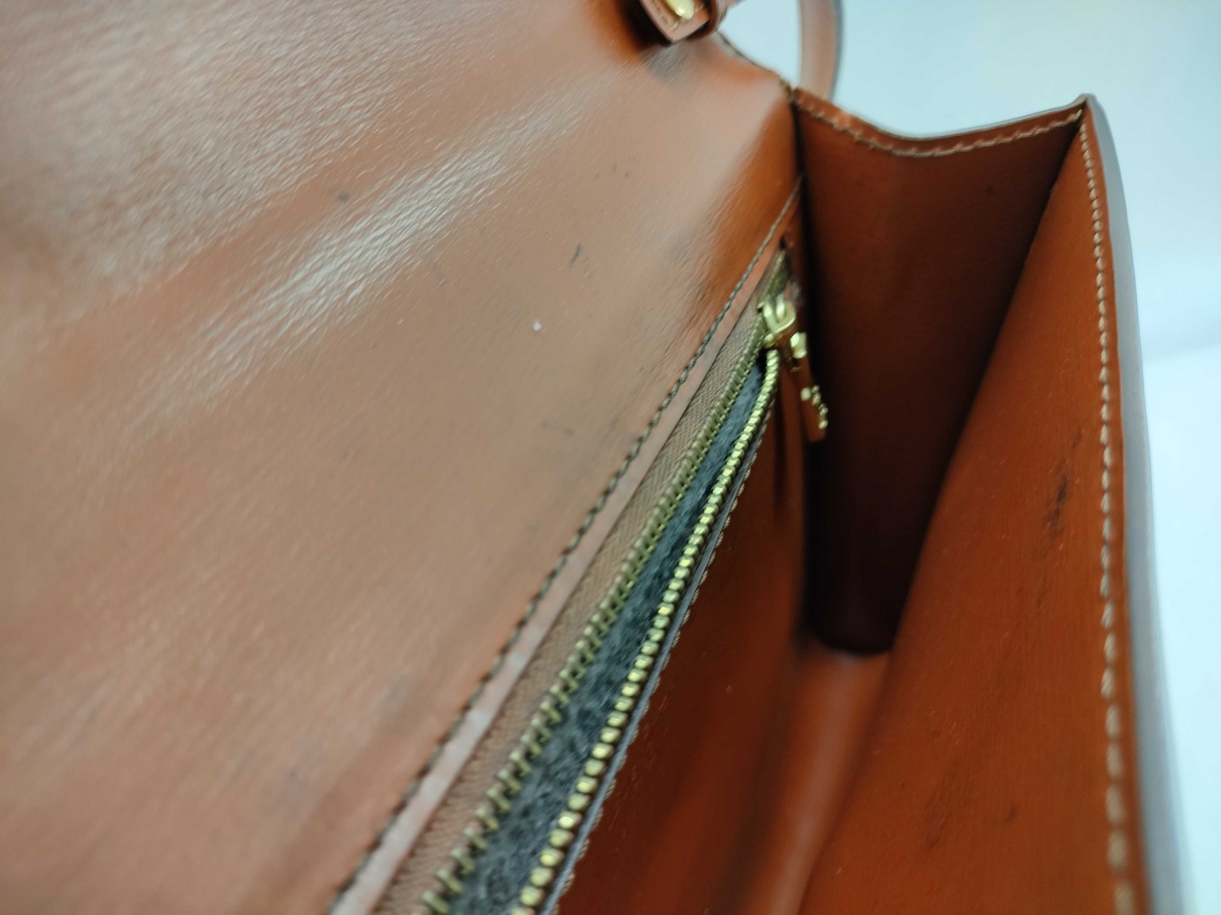 Epi Arche M52573 Shoulder Bag — view 9