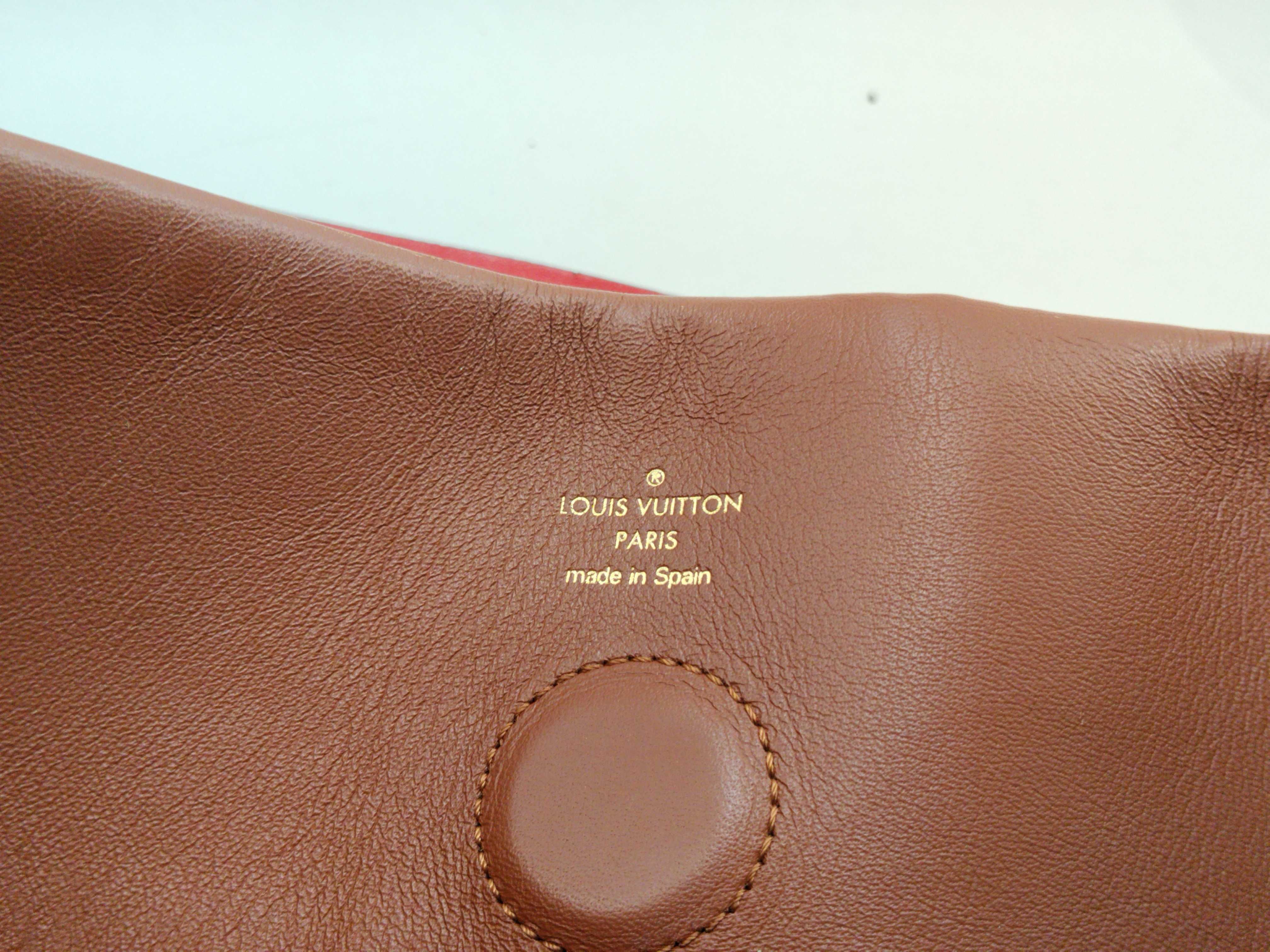 Monogram Vuitton Tuileries Besace Shoulder Bag — view 13
