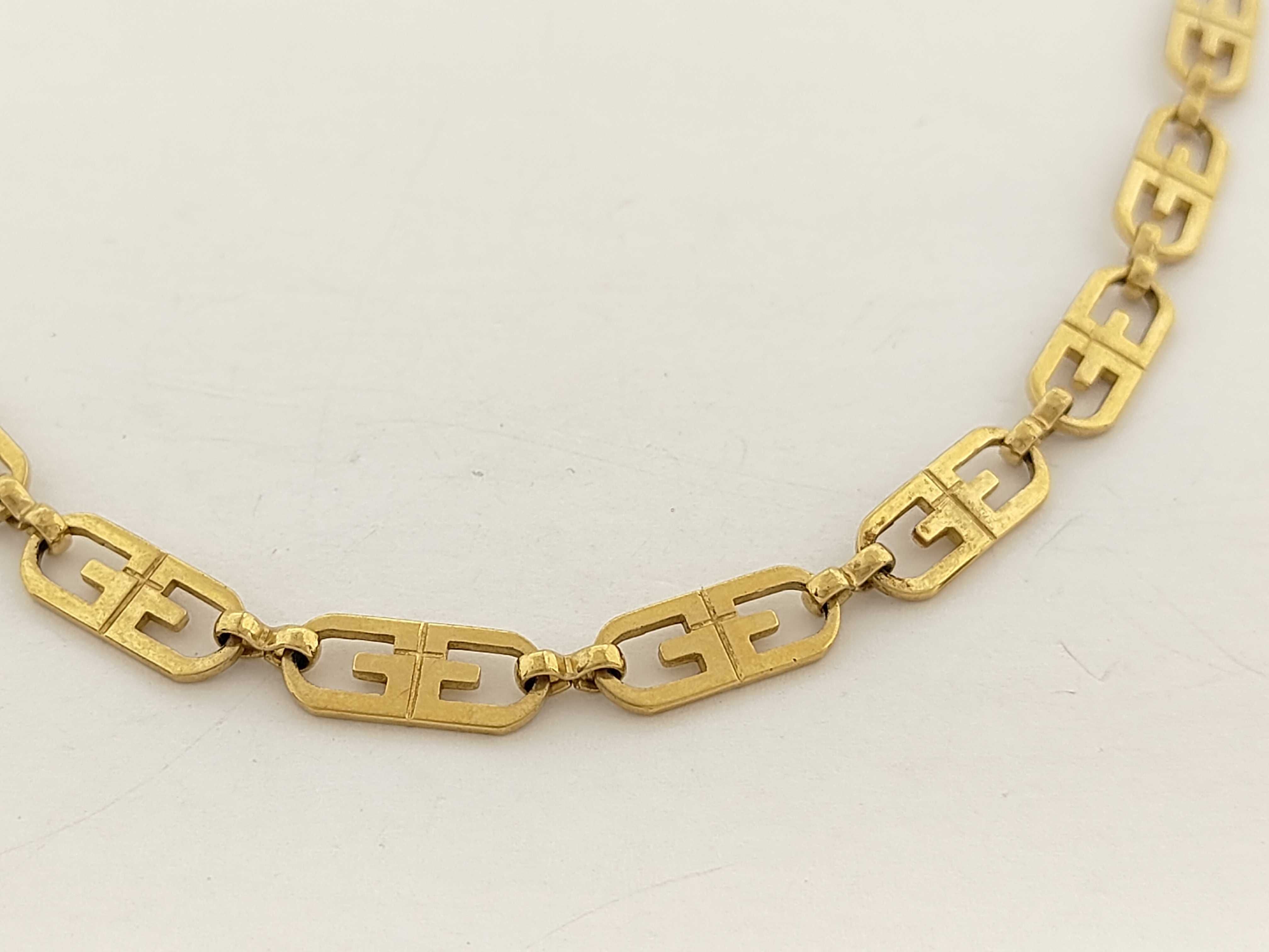 Necklace — view 2