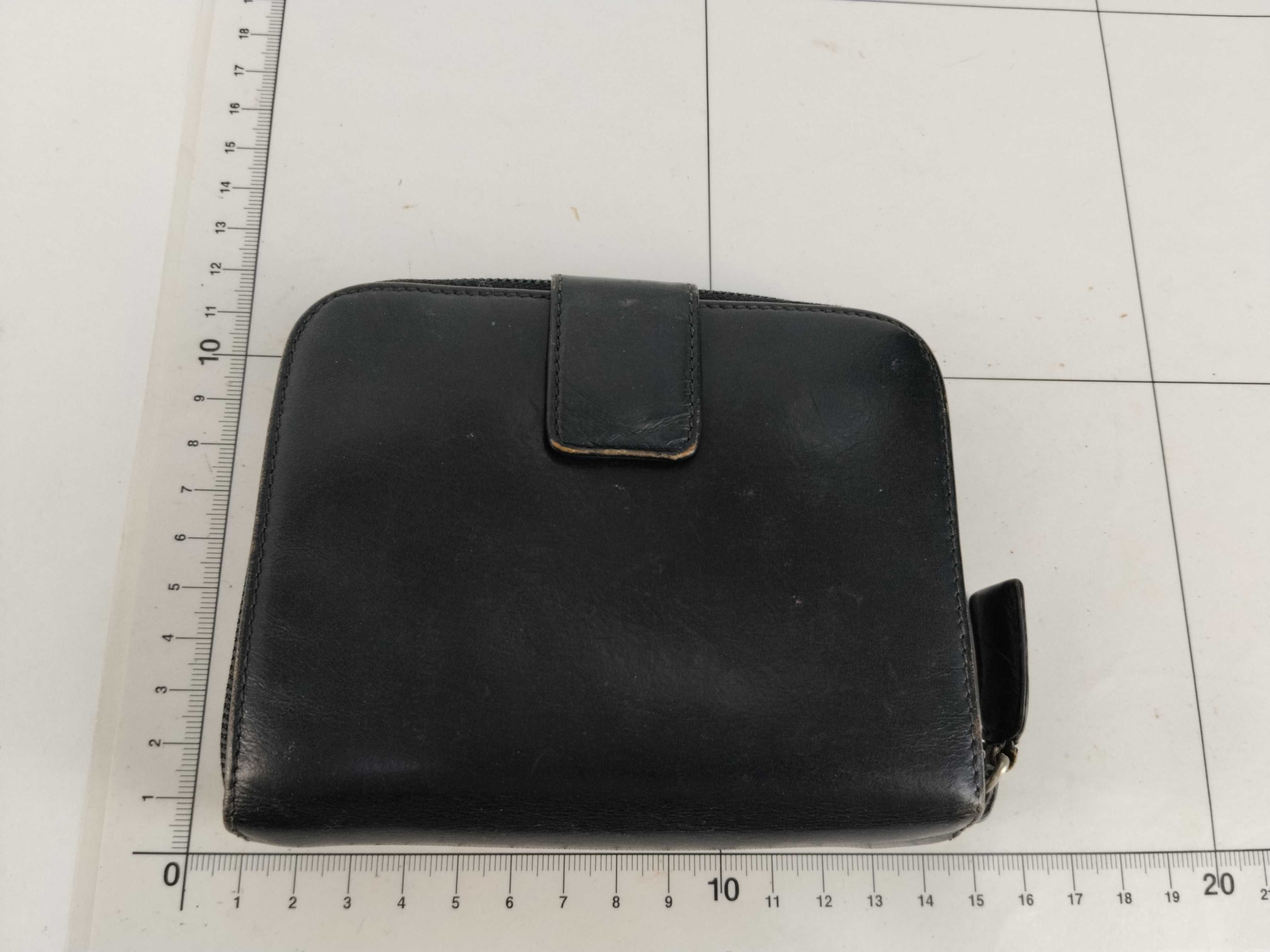 Folding Wallet / Leather Wallet — view 2