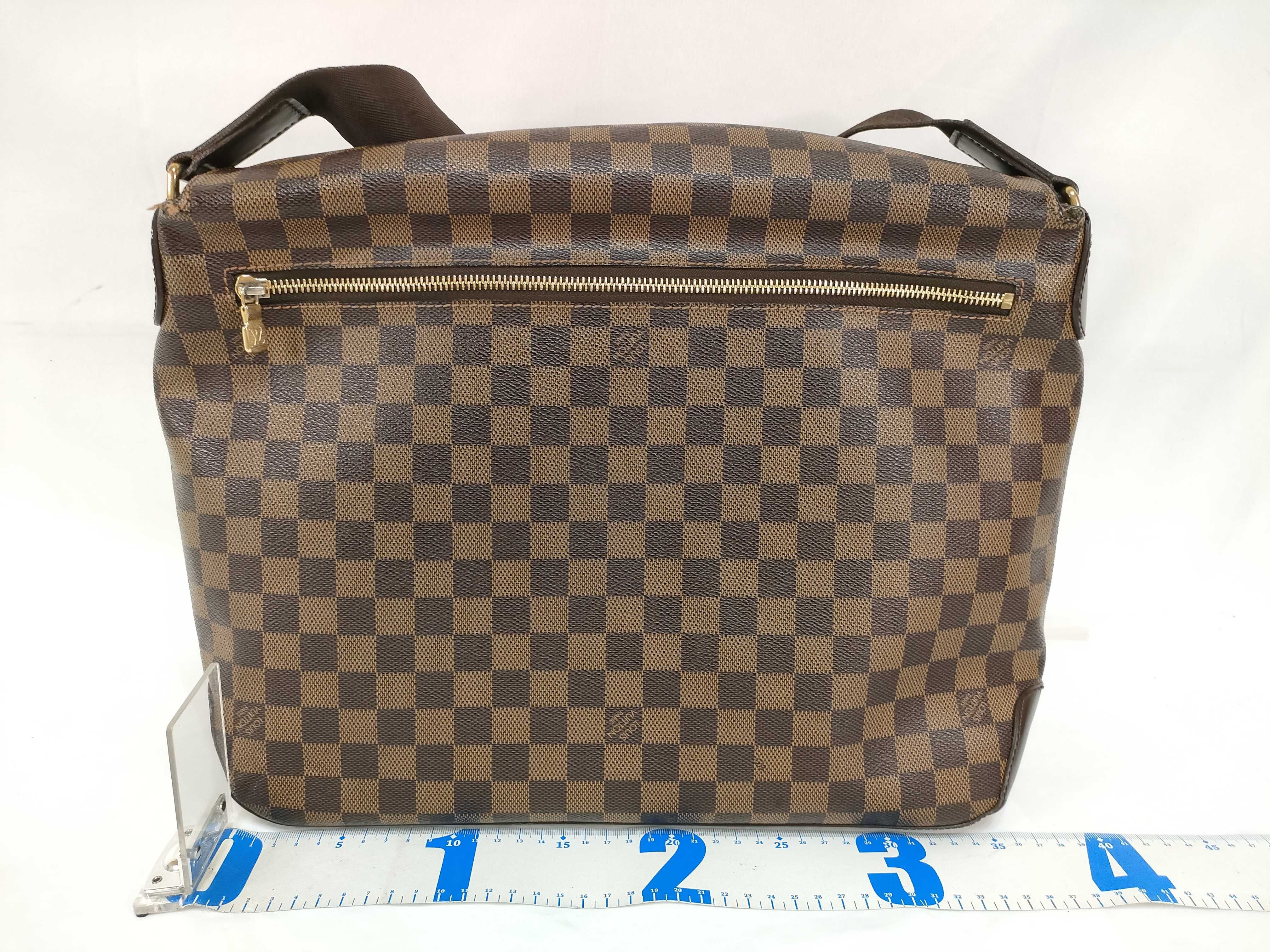 Damier Louis Vuitton Damier Shoulder Bag — view 2