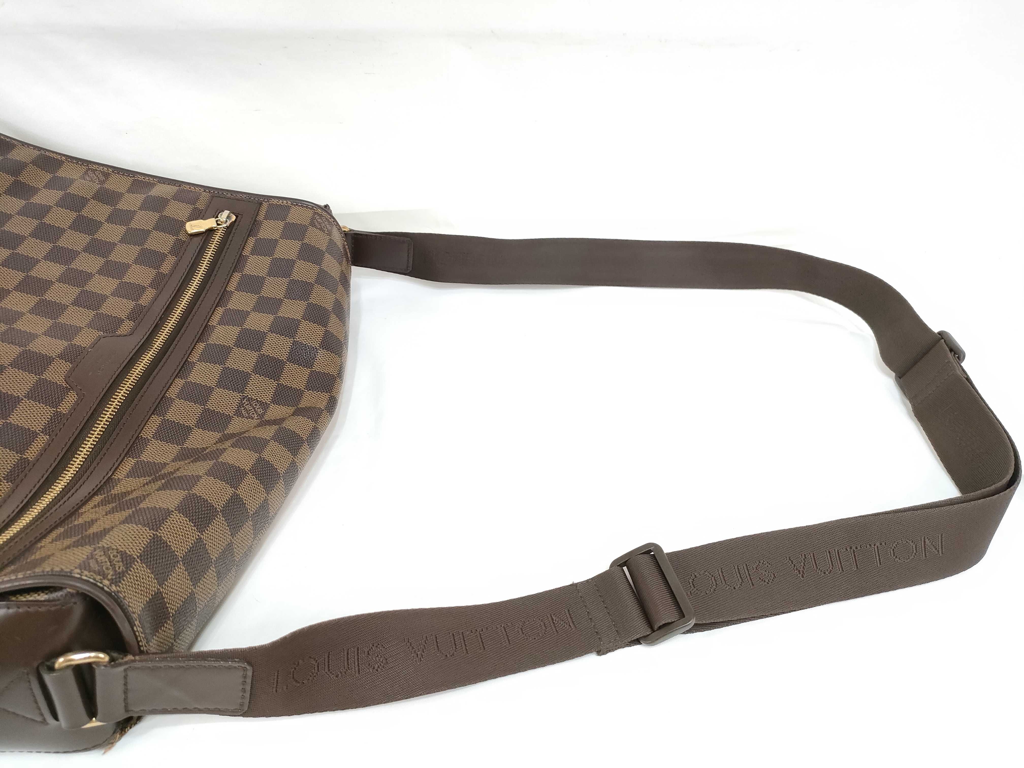 Damier Louis Vuitton Damier Shoulder Bag — view 3