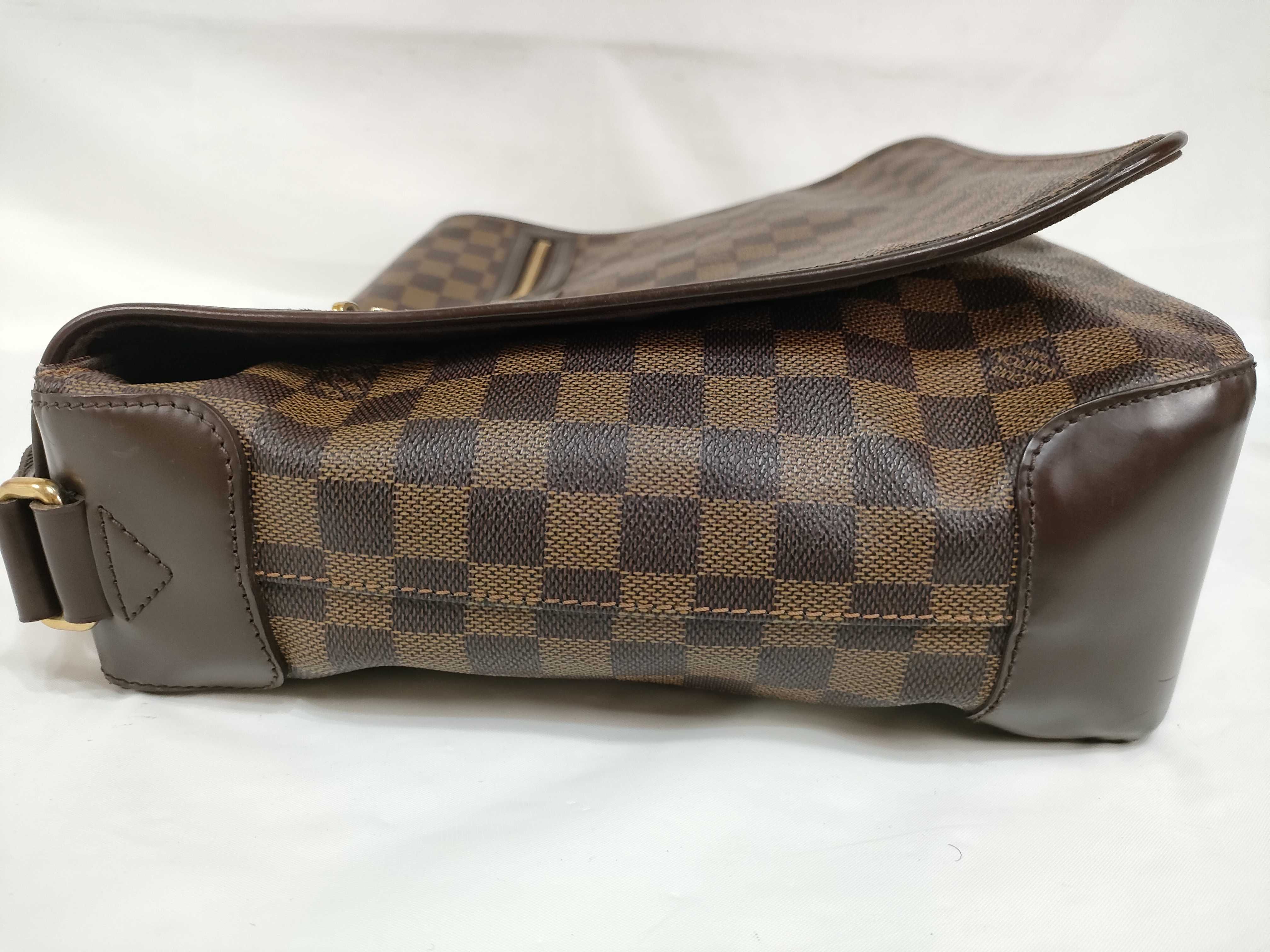 Damier Louis Vuitton Damier Shoulder Bag — view 9