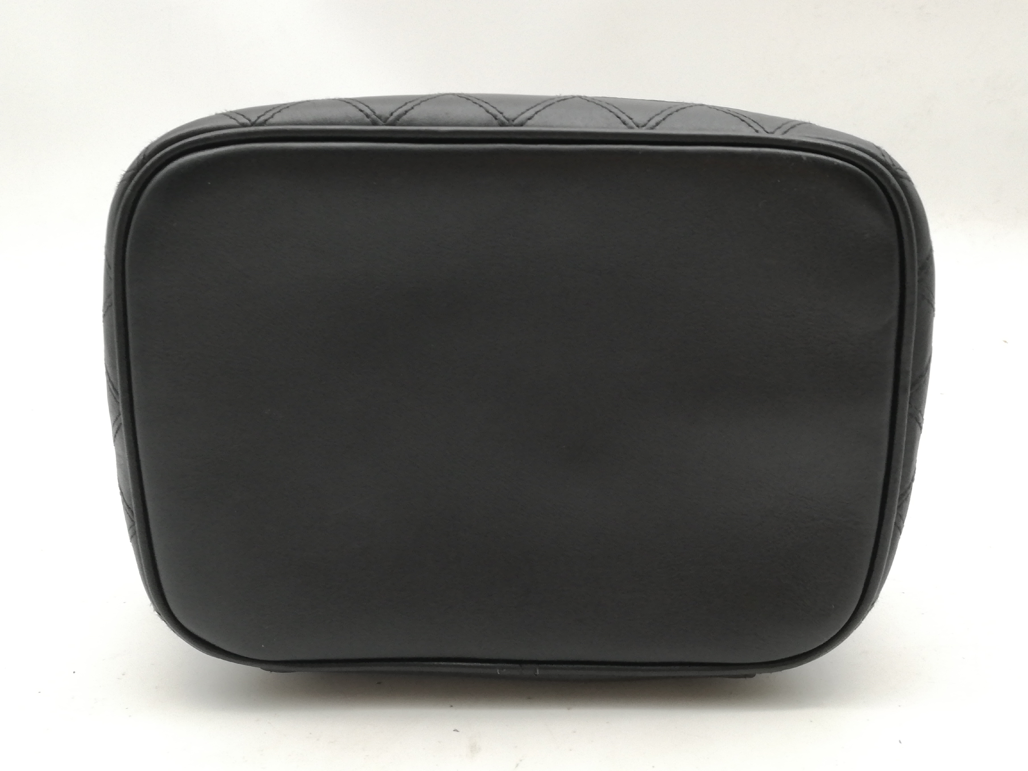 Bicolore Vanity Bag Black Vanity Bag — view 5