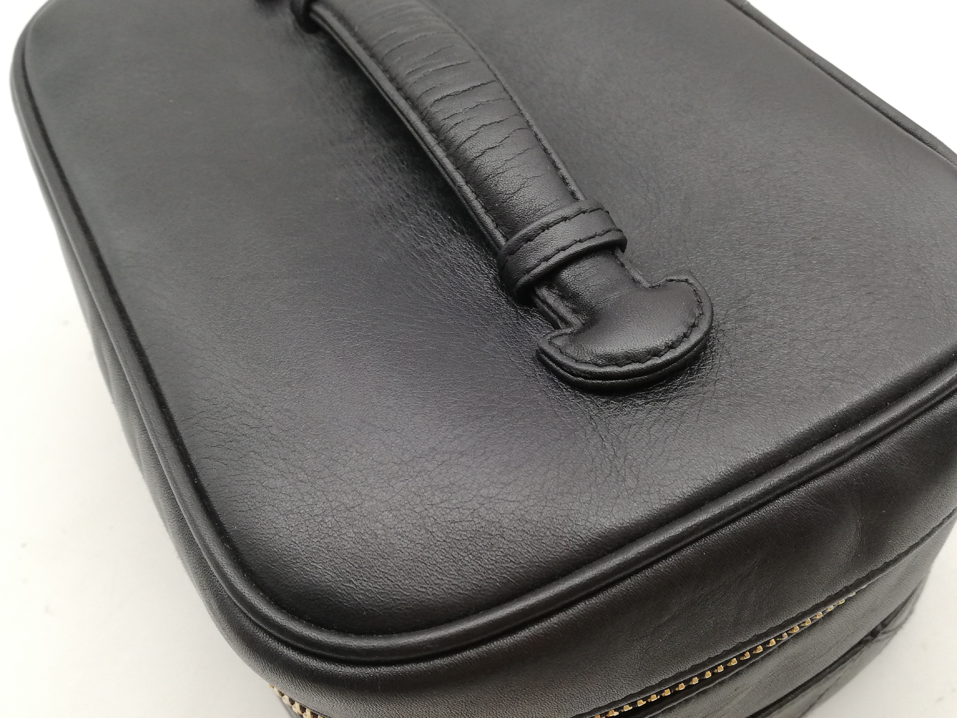 Bicolore Vanity Bag Black Vanity Bag — view 10