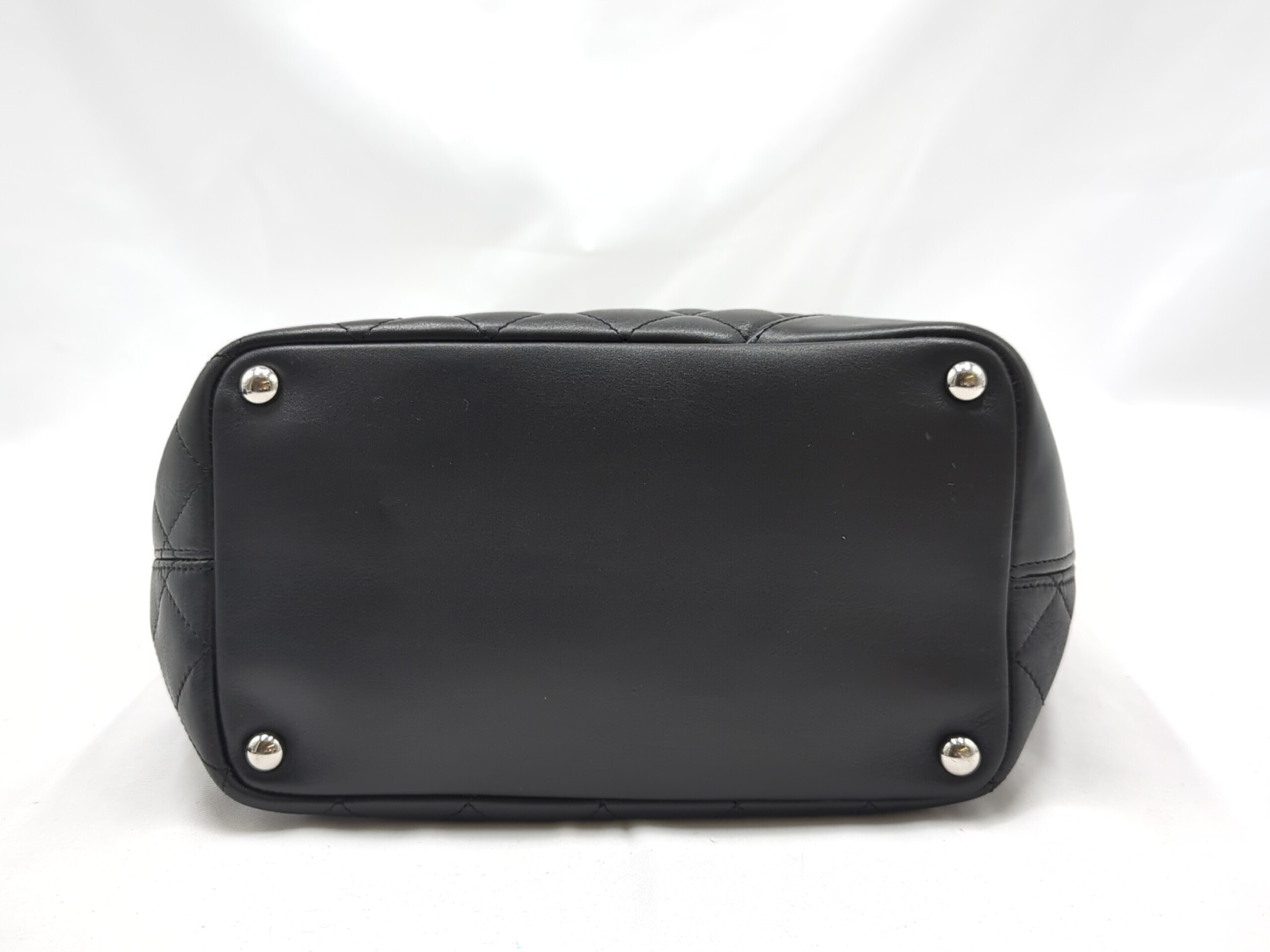 Lambskin Cambon Medium Tote, Black, Series 10 Tote Bag — view 5