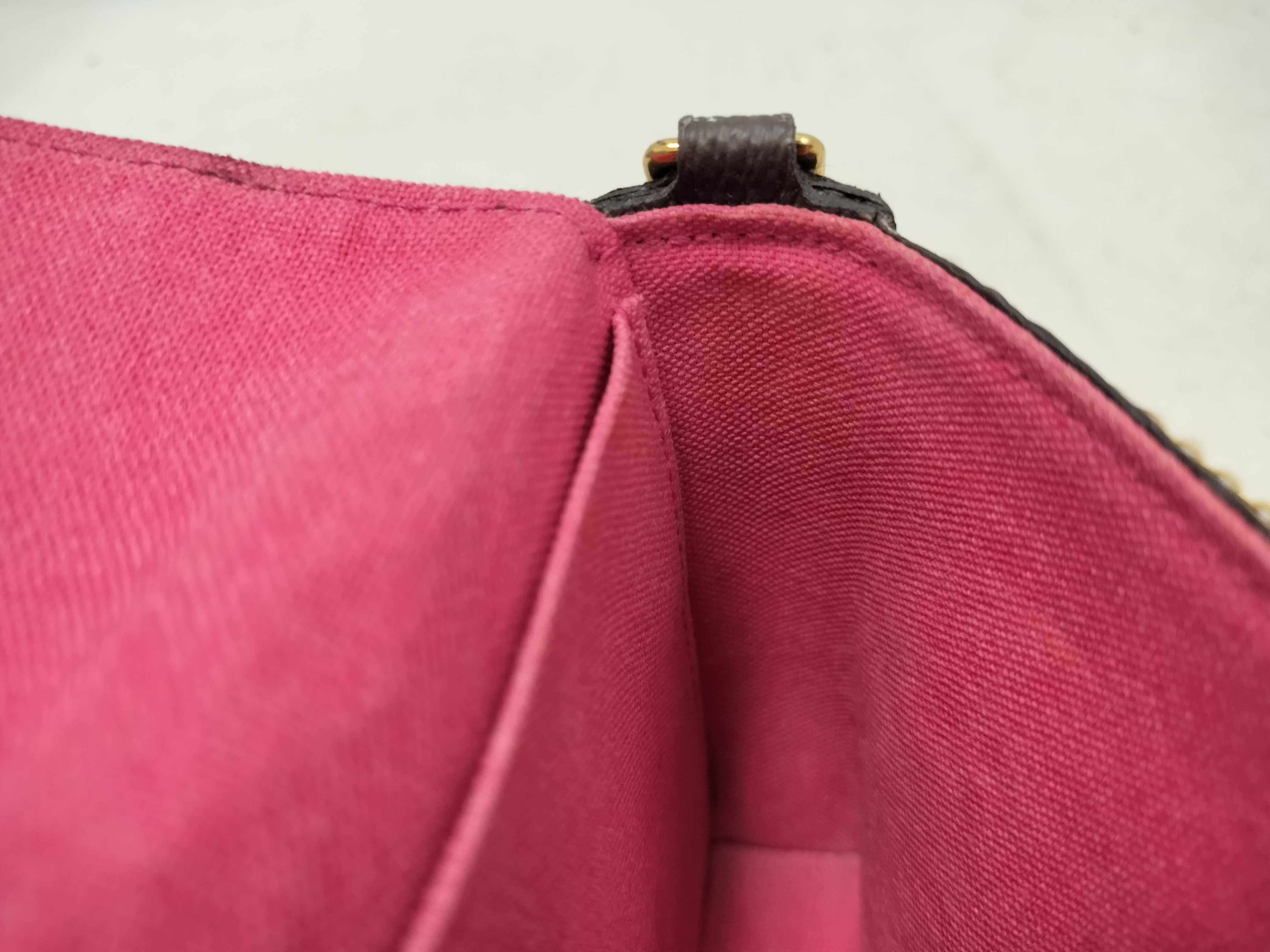 Chain Shoulder Bag — view 9