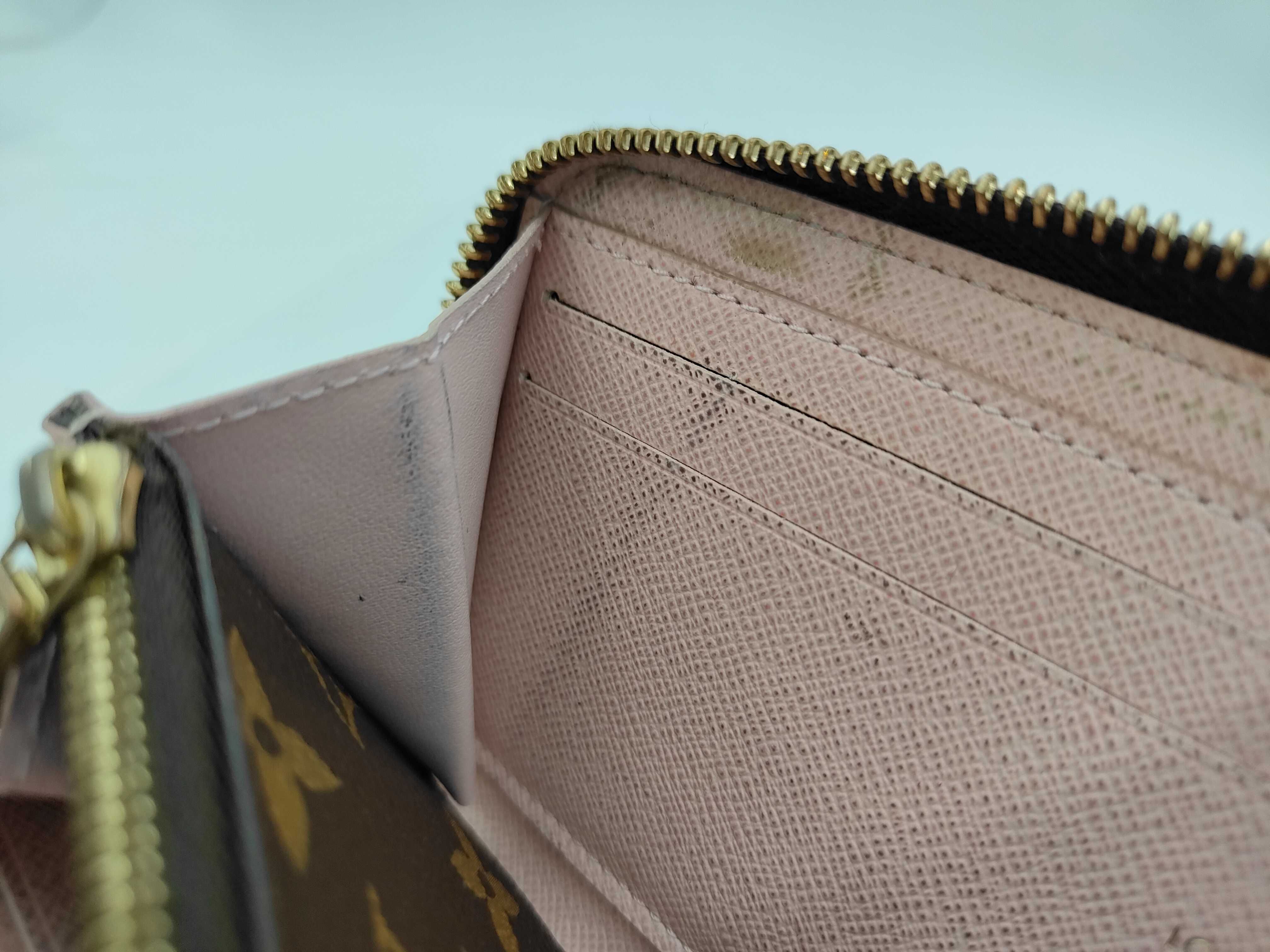 Monogram M61298 Portefeuille Clemence Rose Ballerine Wallet — view 6