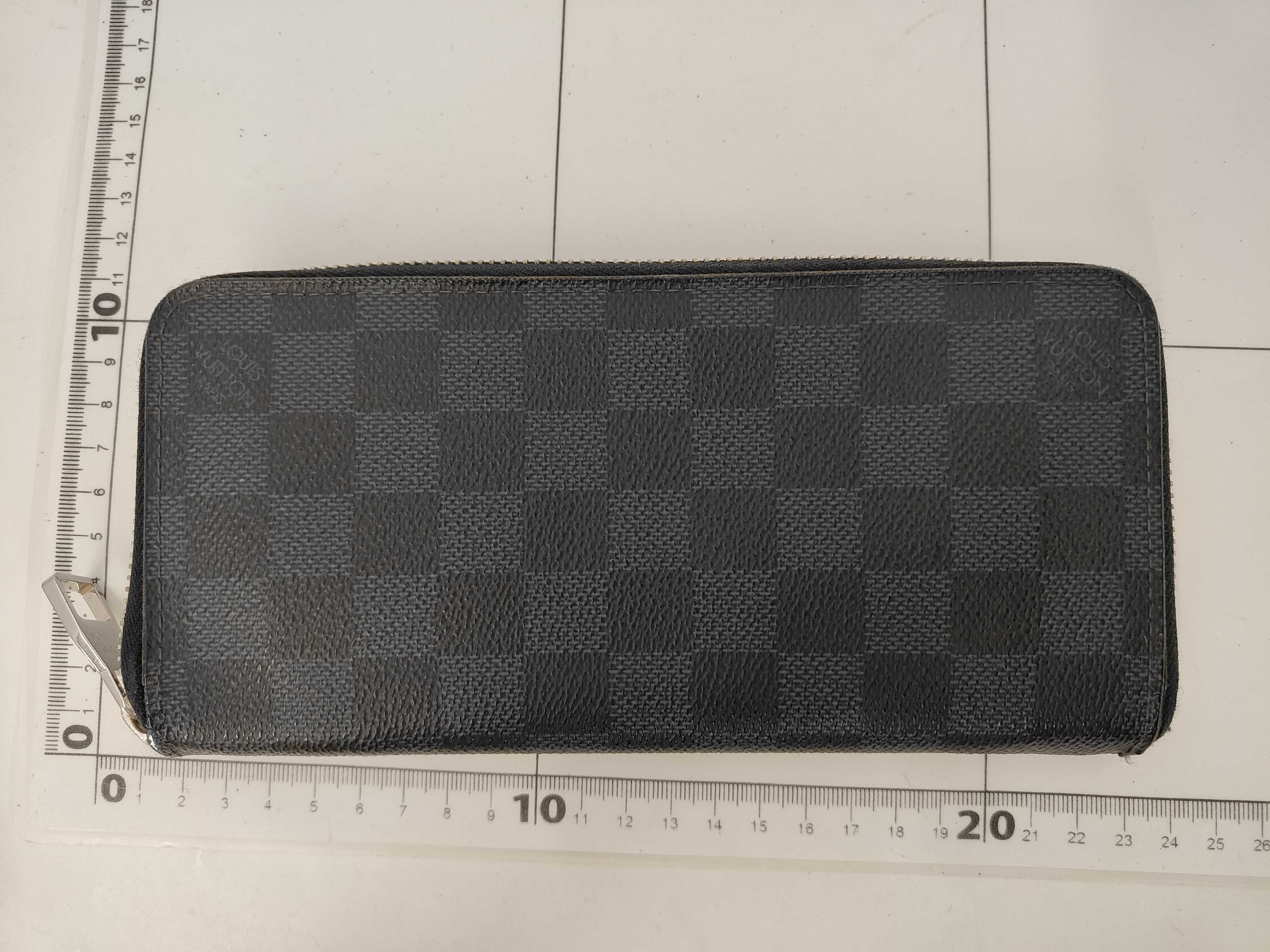 Graphite Zippy Wallet Vertical CA2187 Wallet — view 2