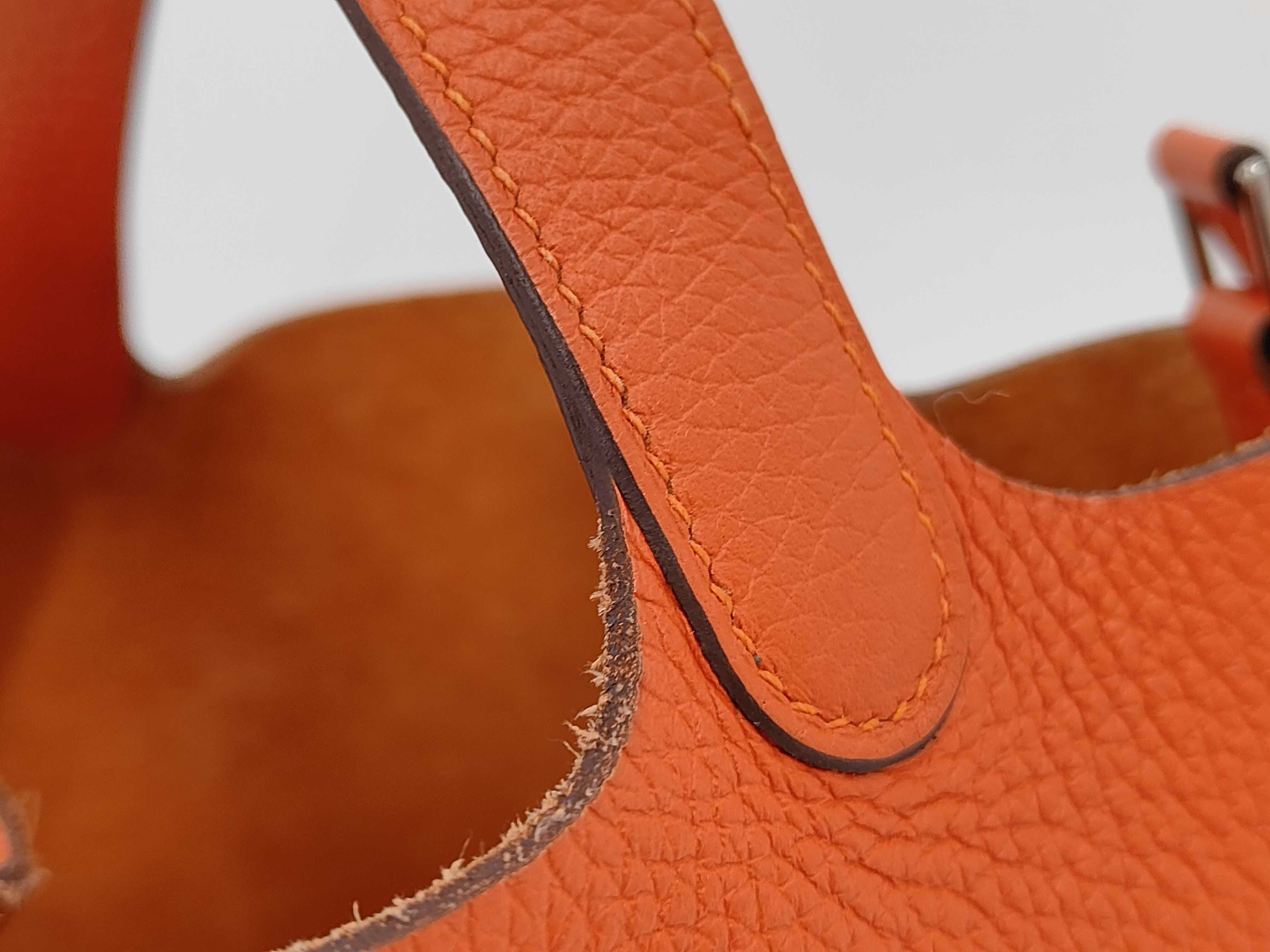 Picotin Lock PM Taurillon Clemence Orange Poppy U Stamp Handbag — view 3