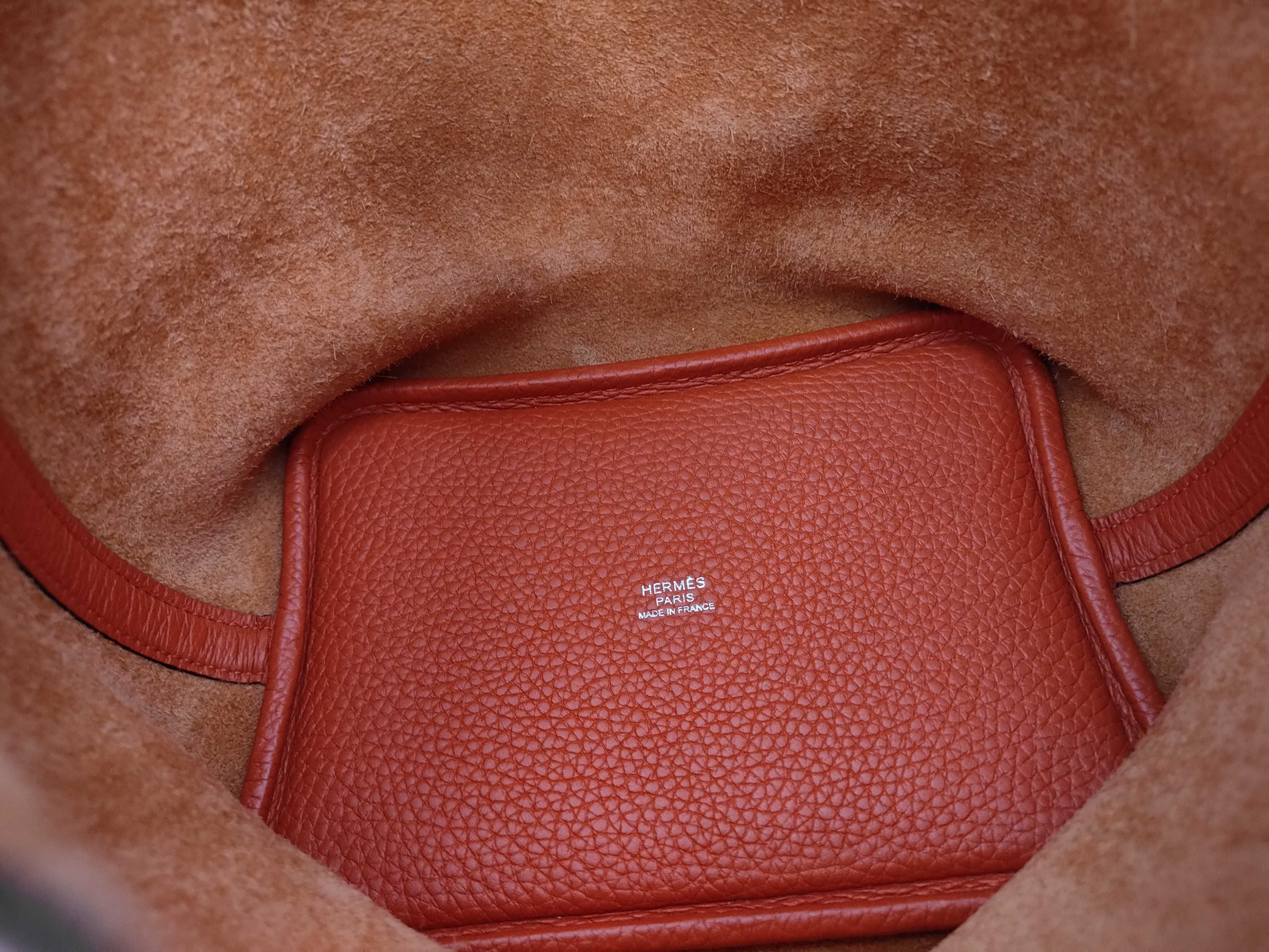 Picotin Lock PM Taurillon Clemence Orange Poppy U Stamp Handbag — view 5