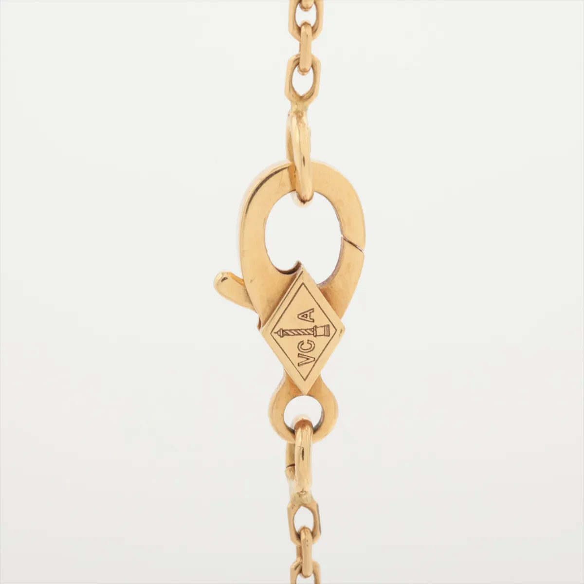Vintage Alhambra Onyx Necklace 750 (Yellow Gold) 4.9g JE657716 — view 3