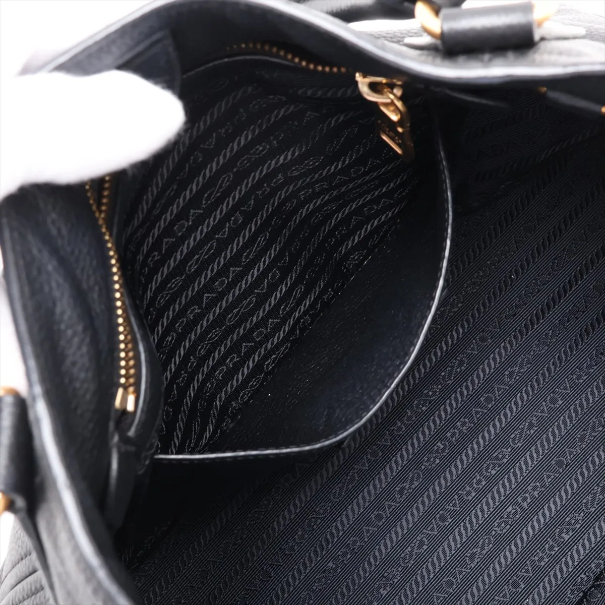 Vitello Daino Leather 2-Way Handbag, Black, 1BC534, Unsigned Guarantee Card — view 10