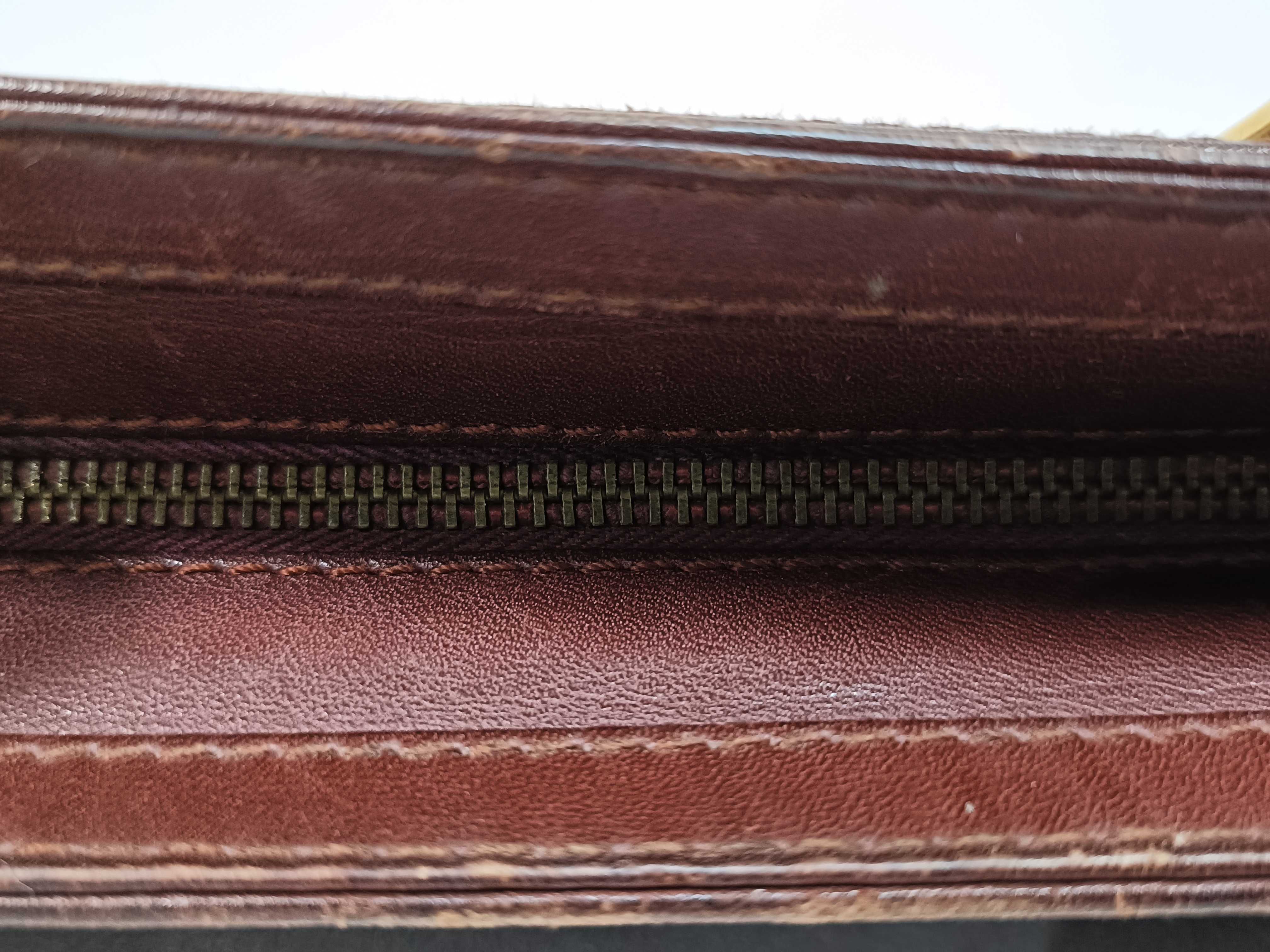 Must Bordeaux Clutch Bag — view 9