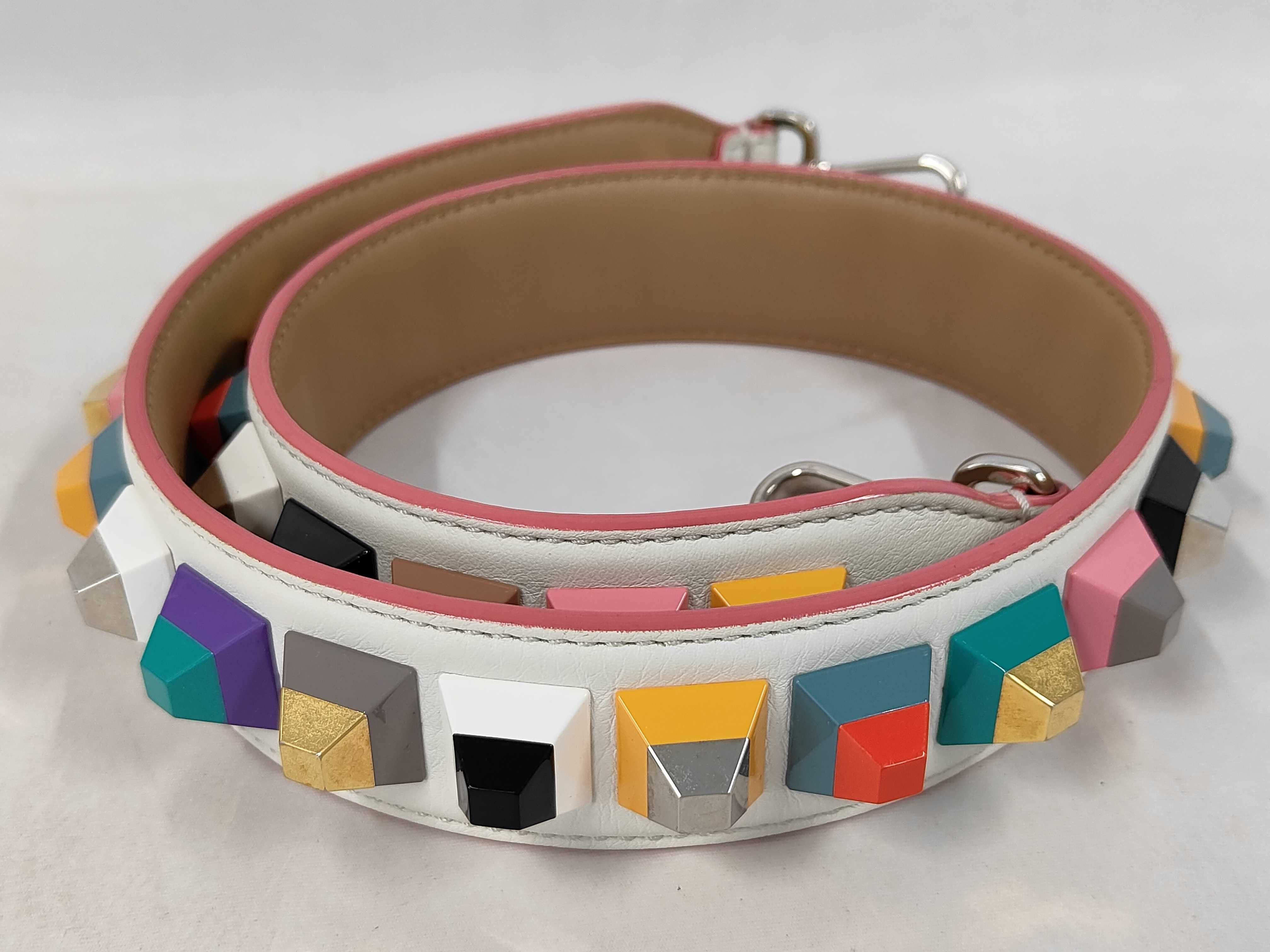 strap, white x multicolor strap