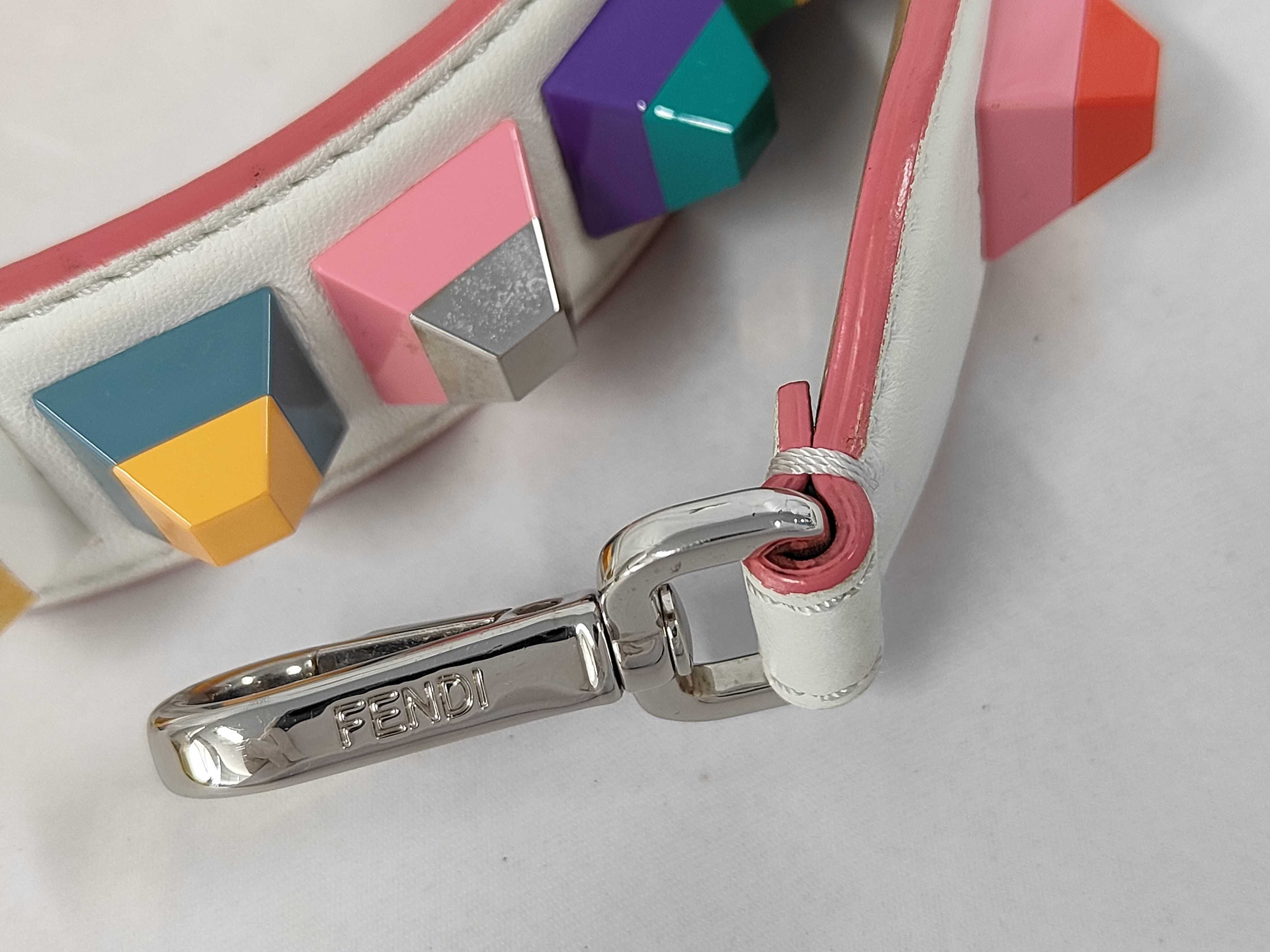strap, white x multicolor strap — view 3