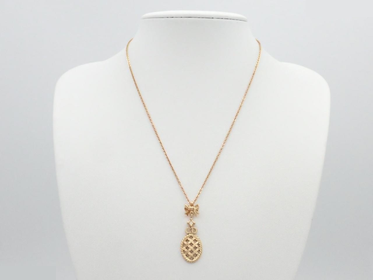 Other lines: Precious metal necklaces and pendants, chain approximately 44cm. — view 3