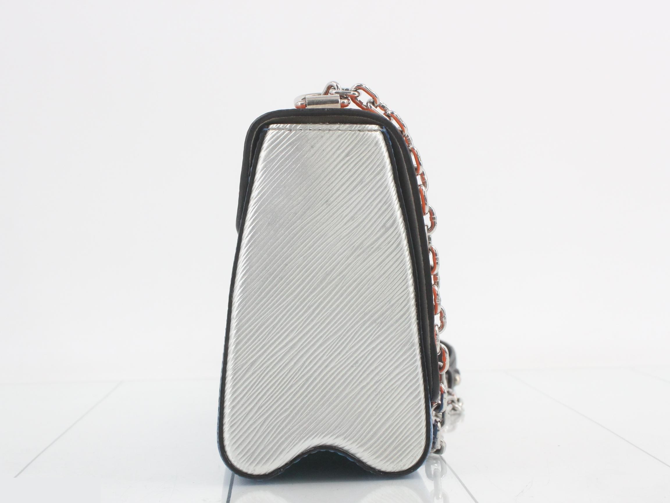 Epi Twist MM Shoulder Bag — view 4