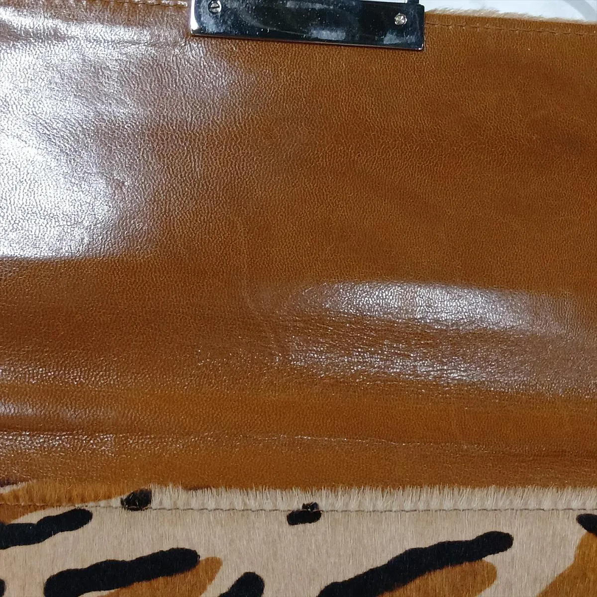 calfskin and leather shoulder bag, leopard print. — view 14