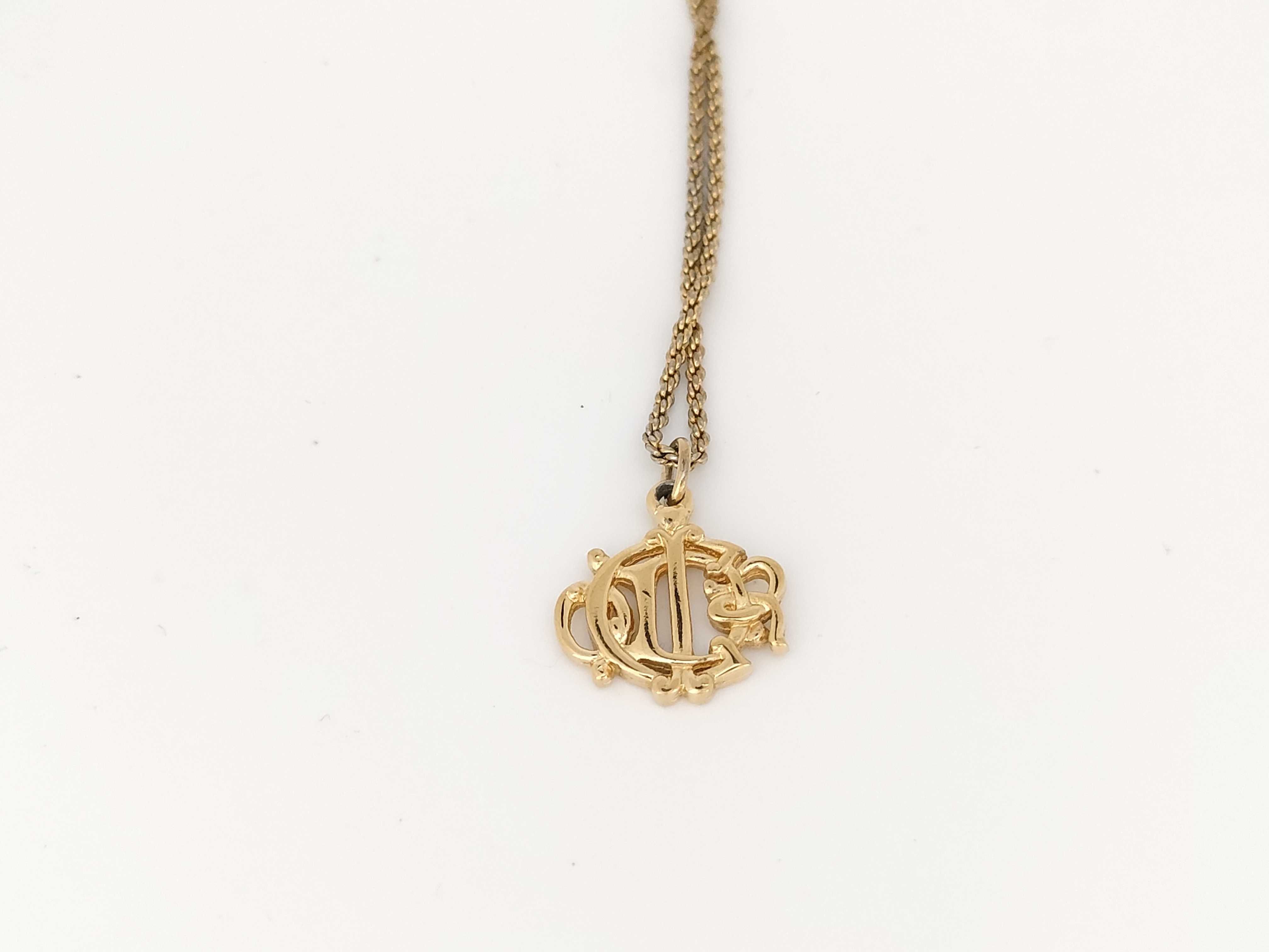 necklace — view 2