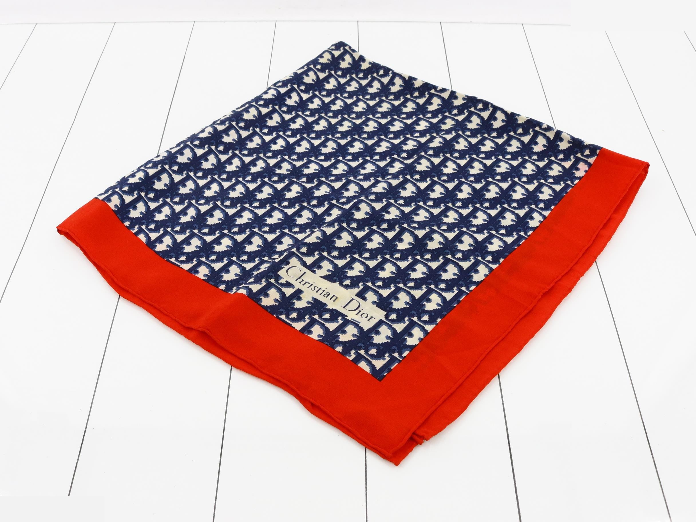 Trotter scarf, navy red
