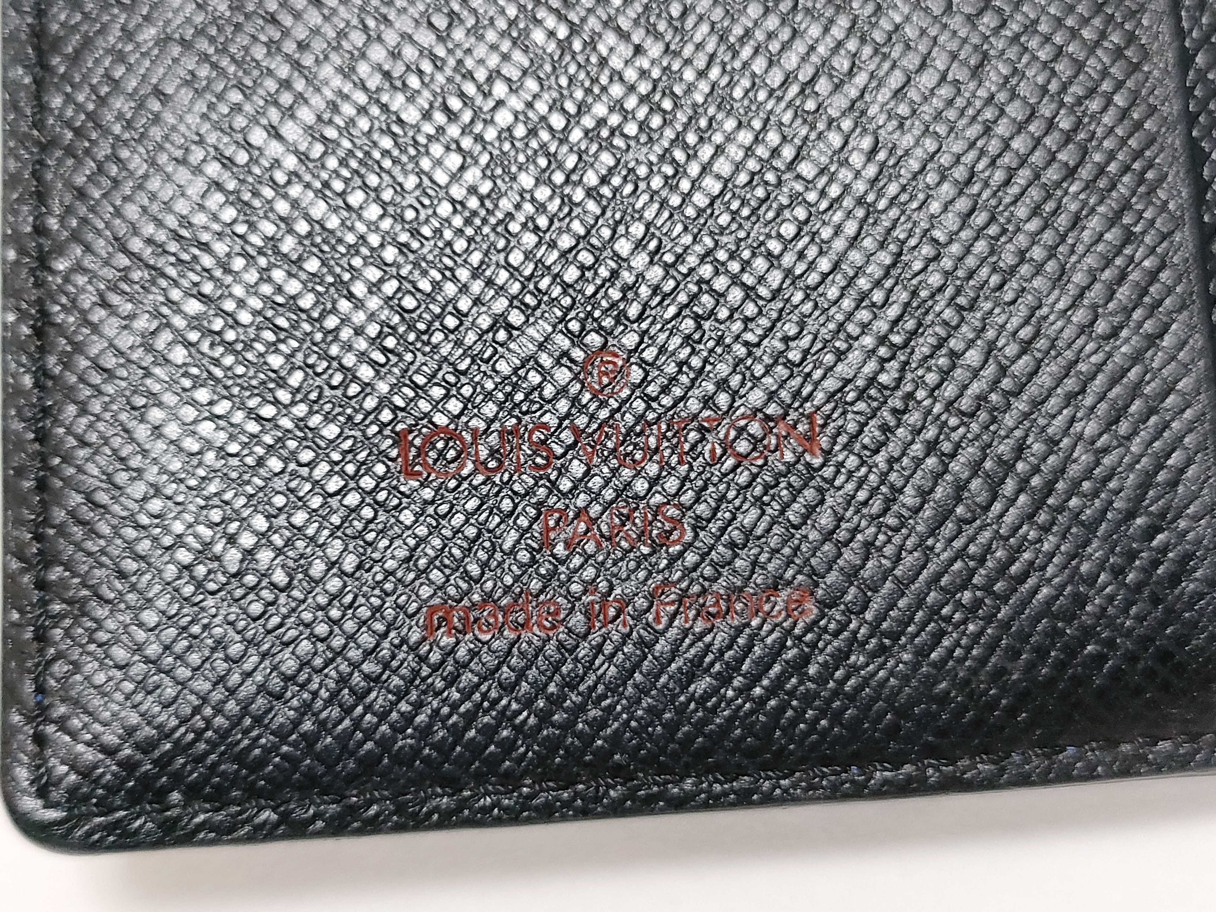 Epi Louis Vuitton Card Case Epi Card Case — view 11