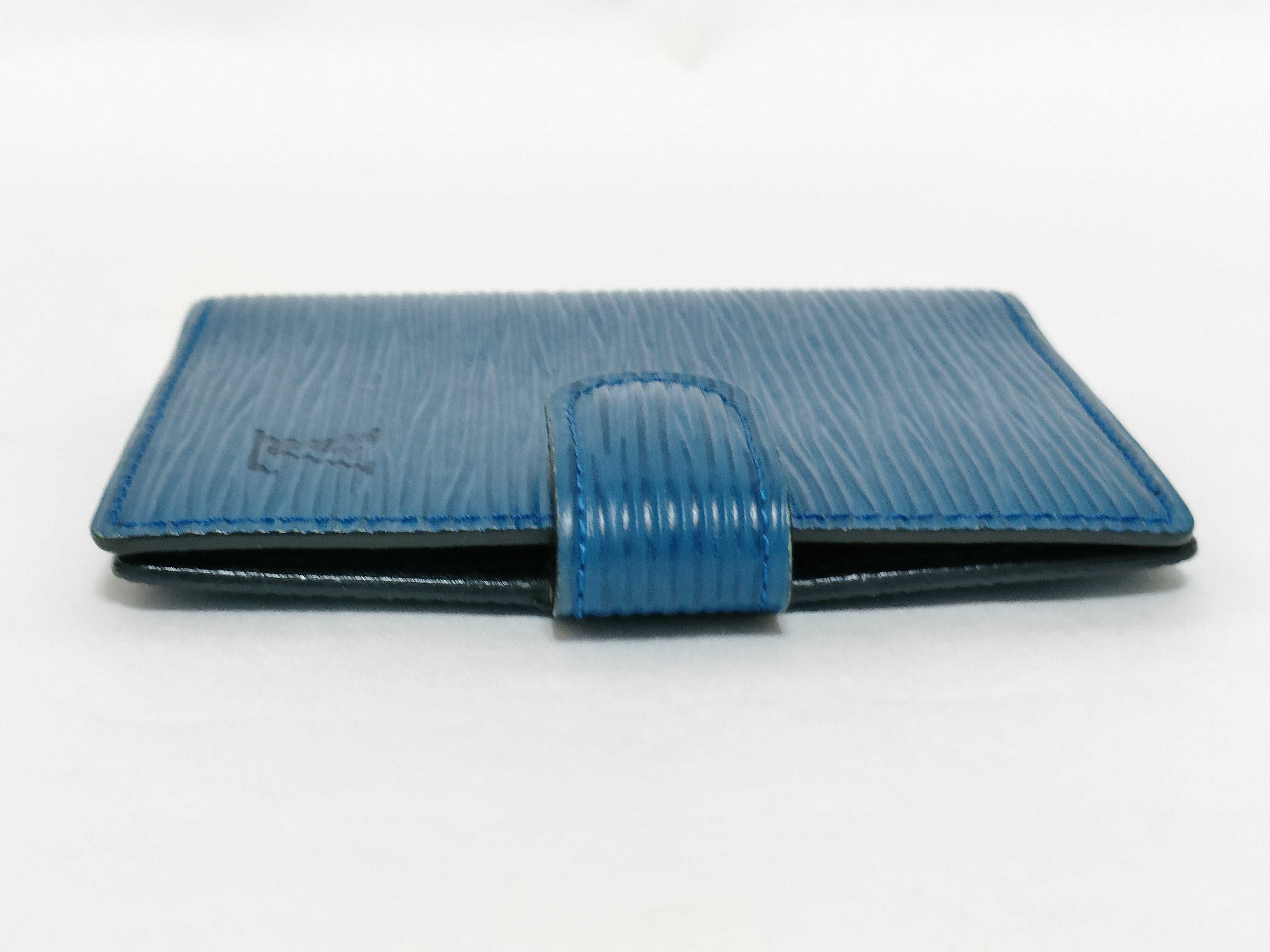 Epi Louis Vuitton Card Case Epi Card Case — view 3
