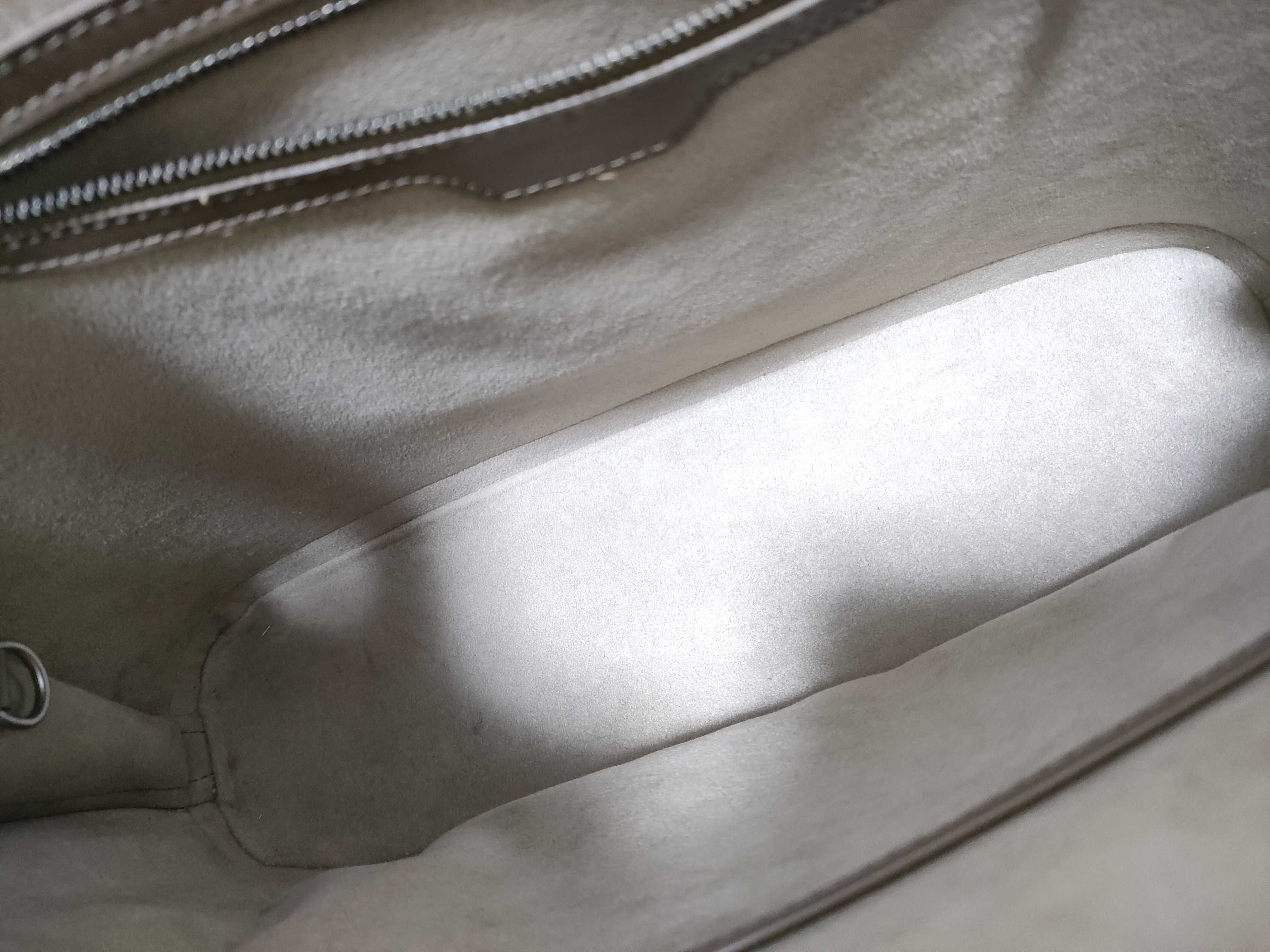 Epi M5228C Lussac Poivre Shoulder Bag — view 10