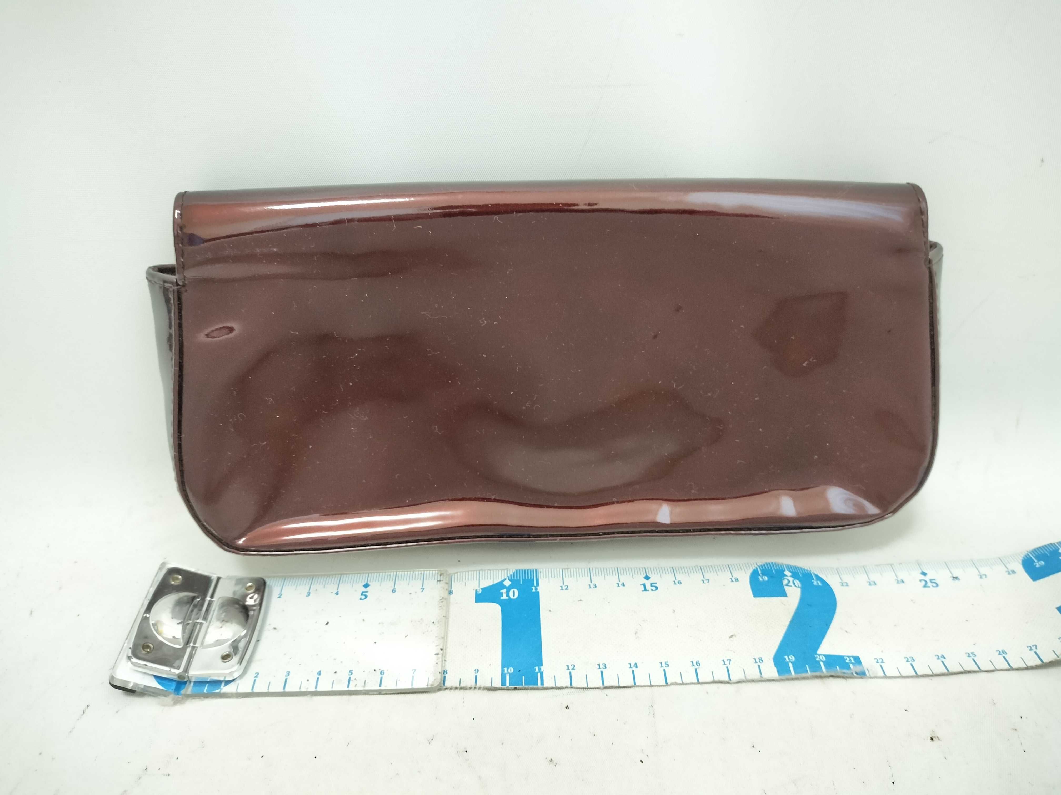 PH- Amarante Vernis Sobe Clutch Dark Red Leather Clutch Bag — view 2