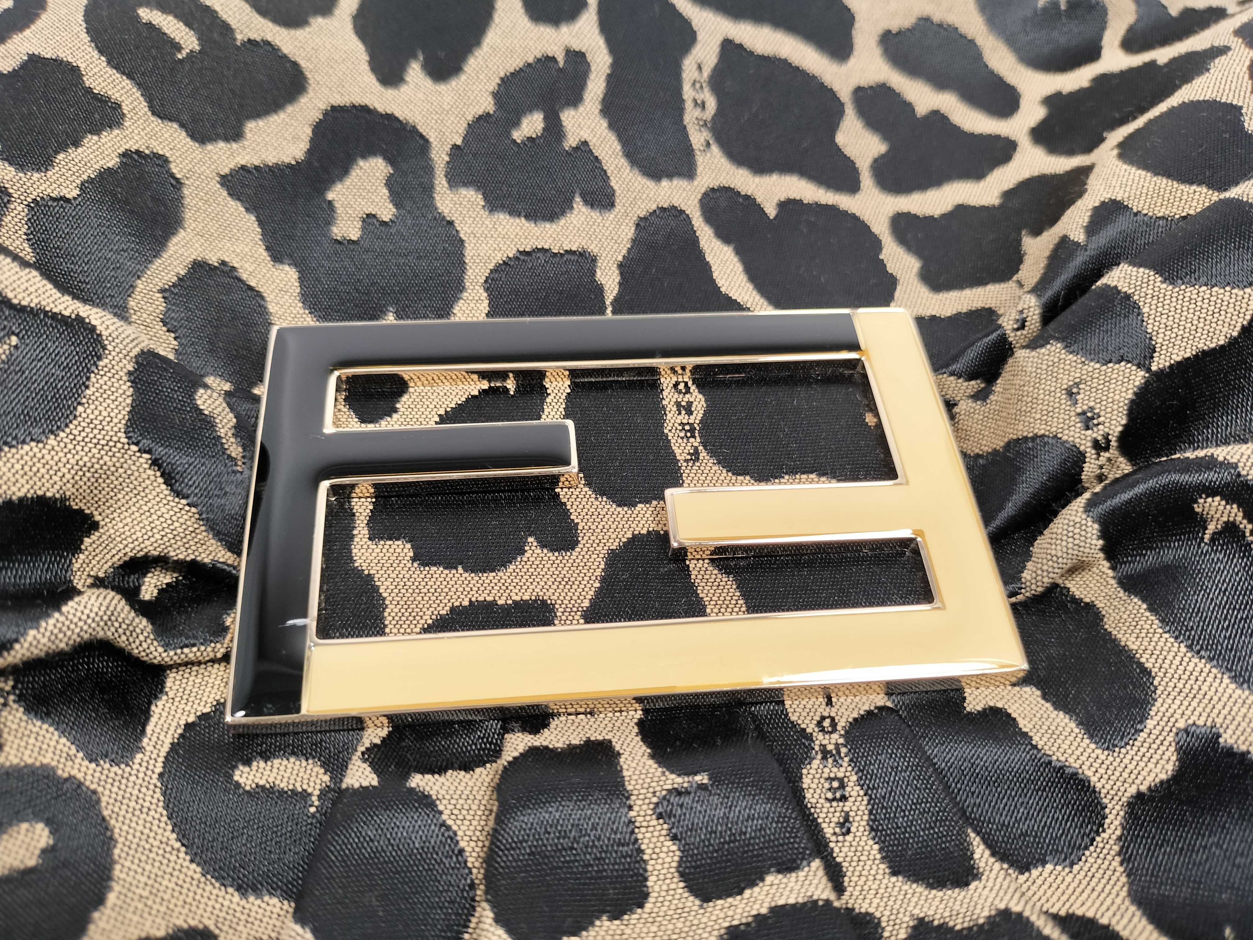 8BT197 Shoulder Bag Leopard Print Shoulder Bag — view 14