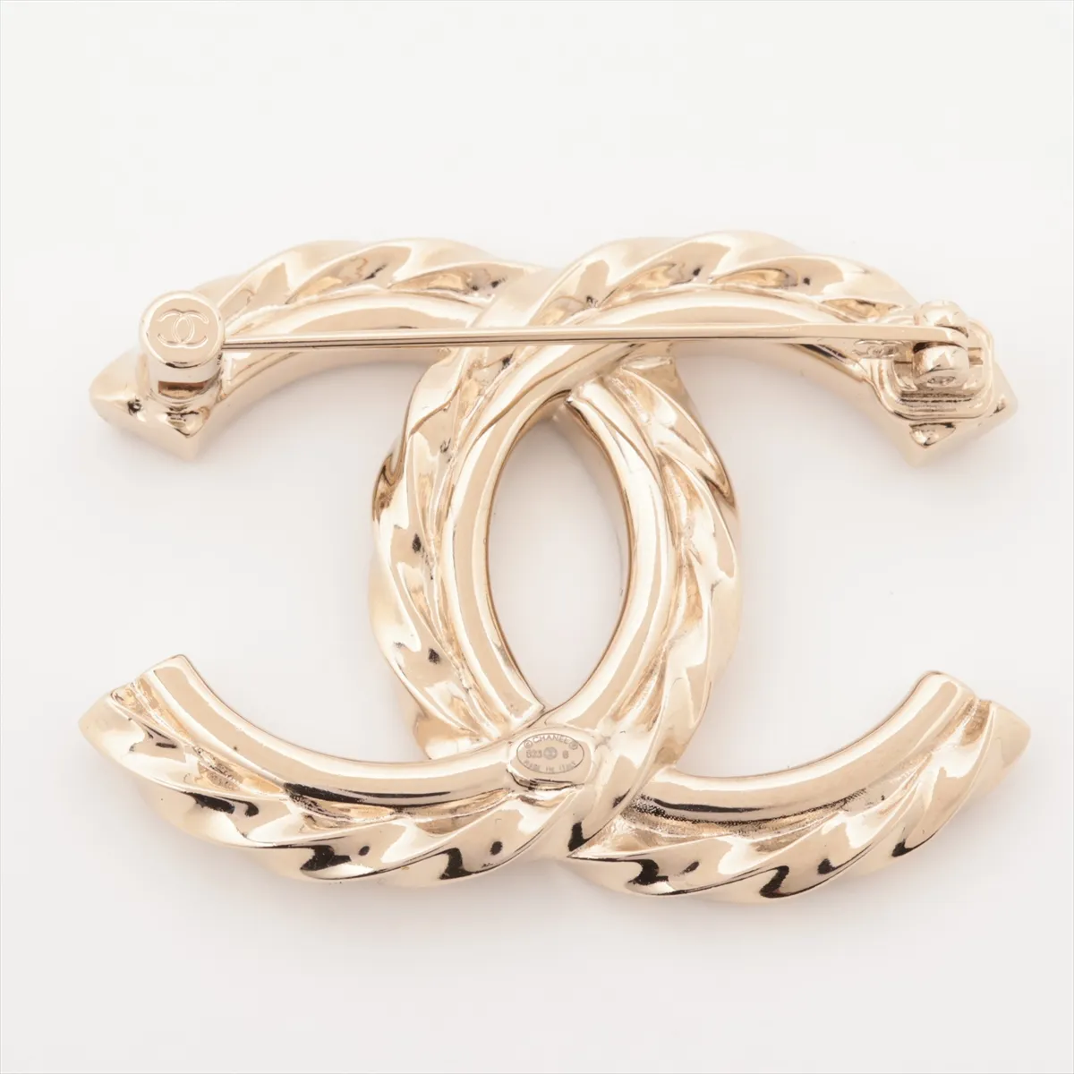 Coco Mark B23B Brooch, GP x Rhinestone, Gold, — view 2
