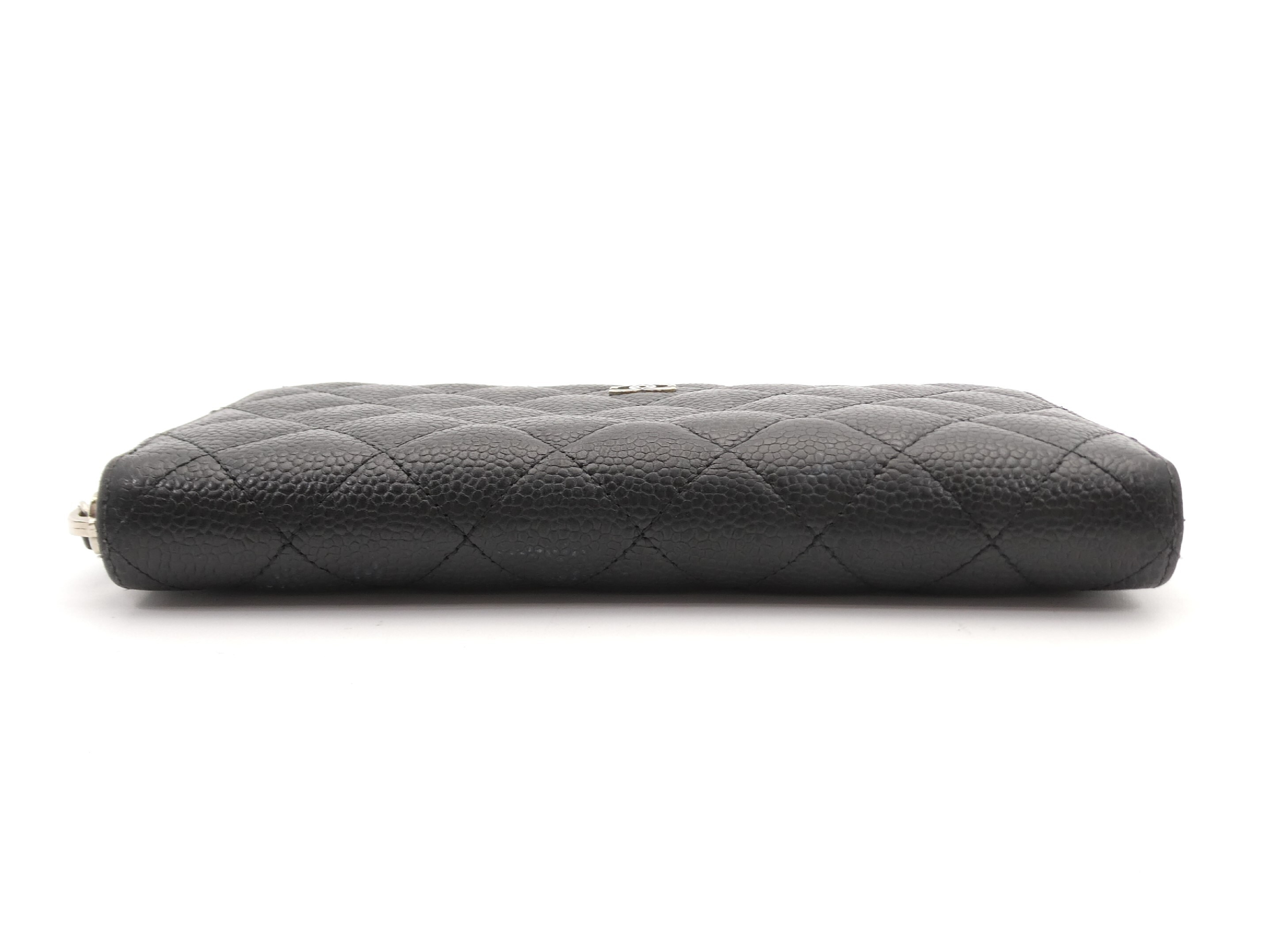 Matelassé Coco Mark Caviar Skin Round Zip Wallet — view 5
