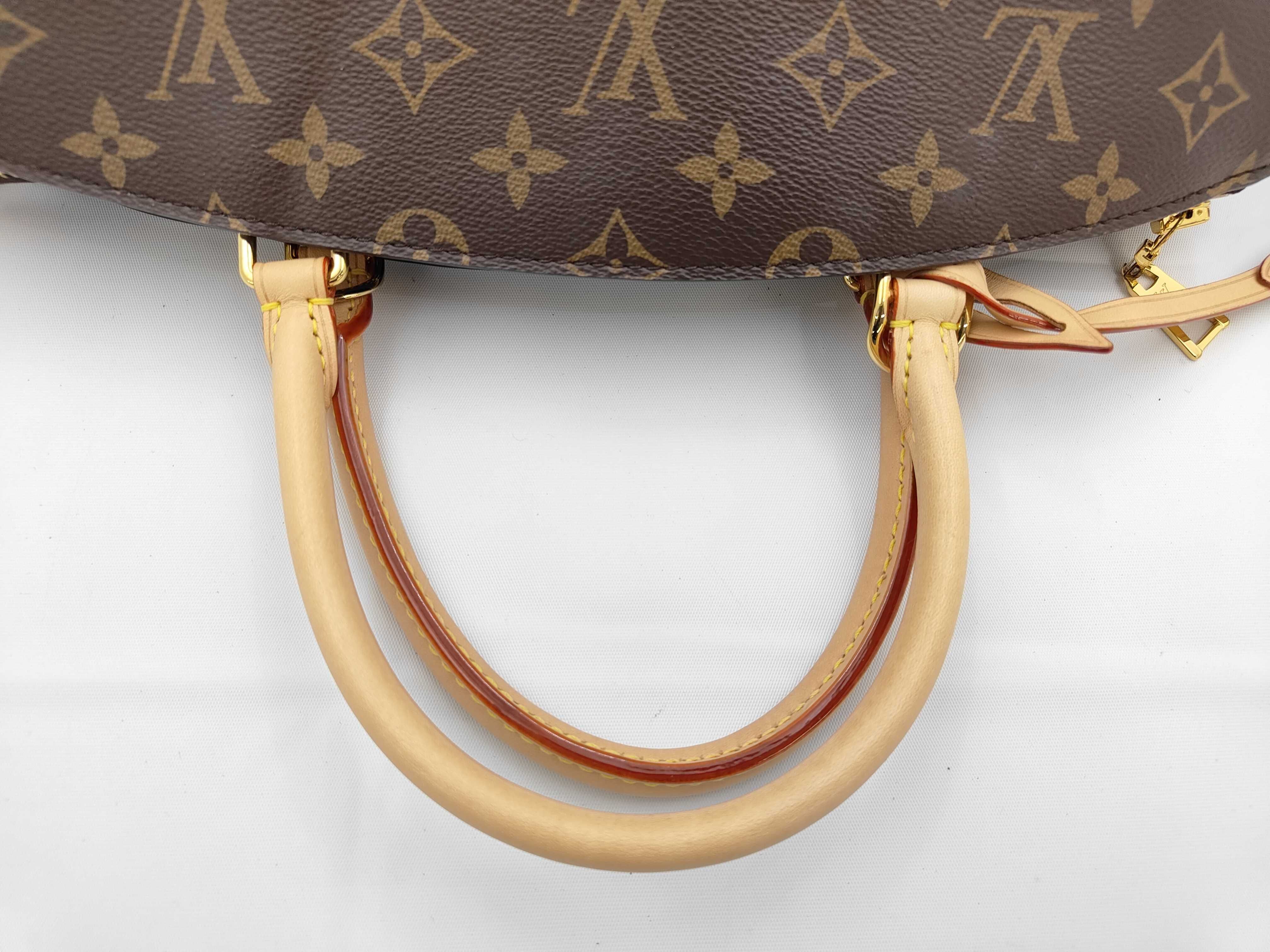 LV Grand Palais MM Handbag — view 3