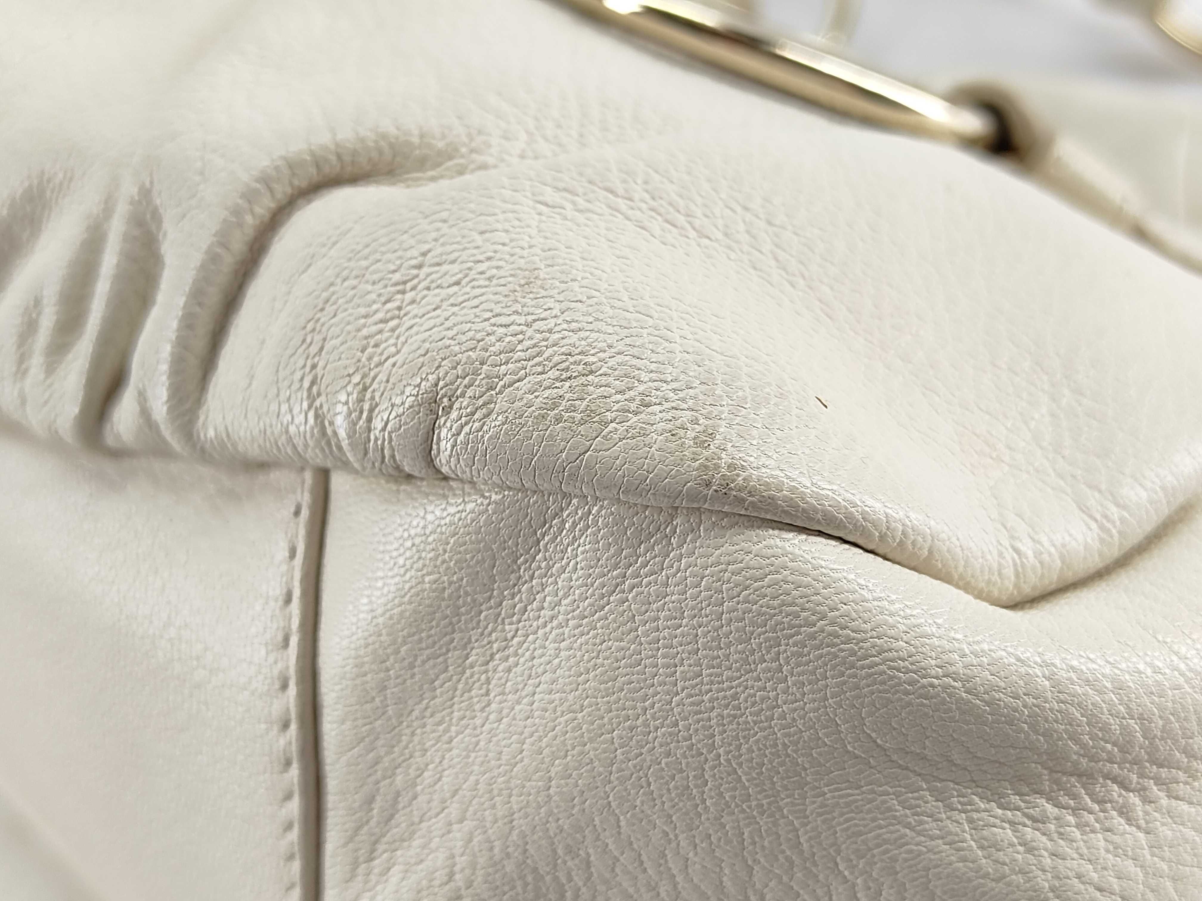 Tom Ford era Sakhalin leather ring bag YSL charm shoulder bag — view 8