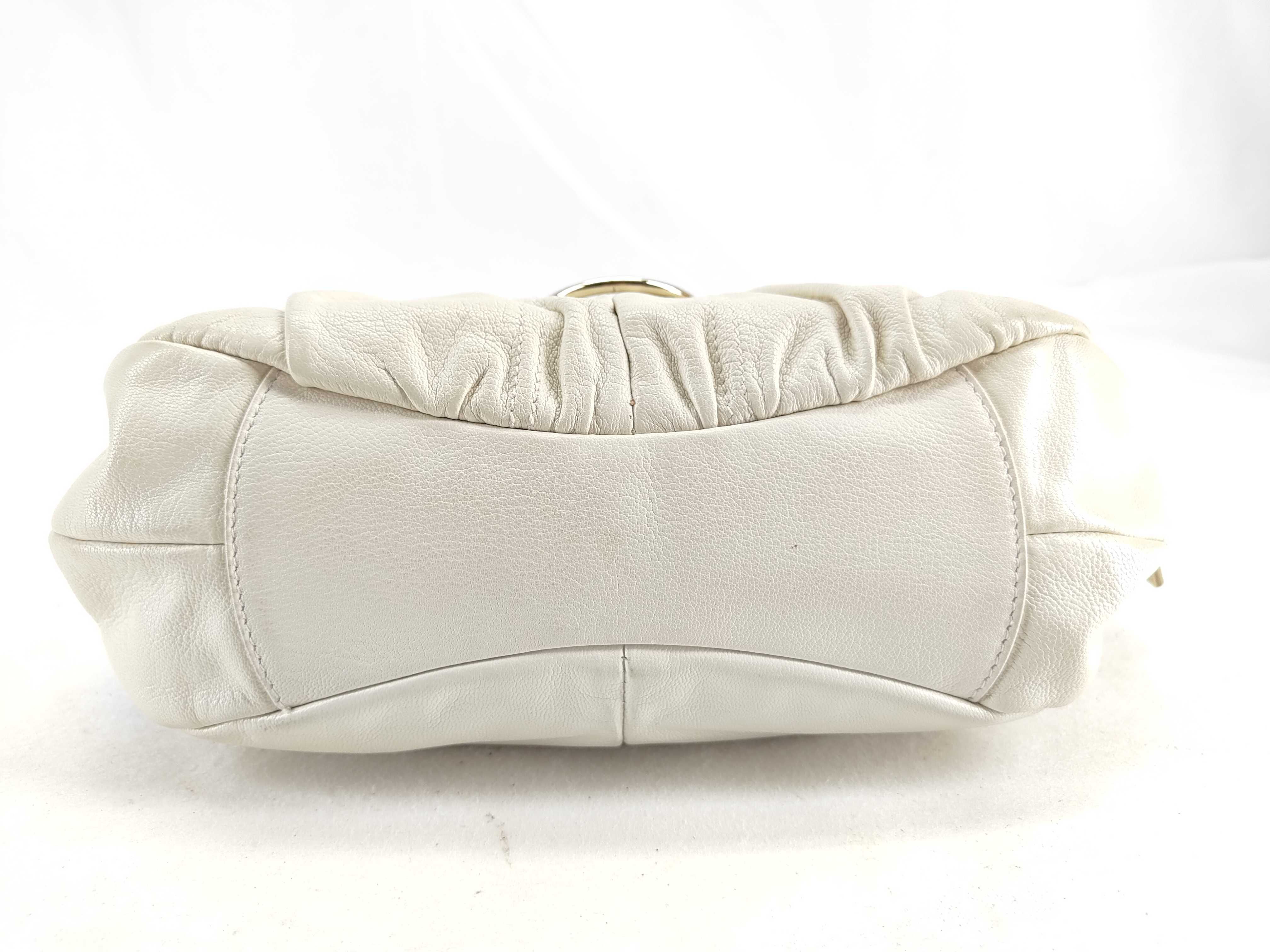 Tom Ford era Sakhalin leather ring bag YSL charm shoulder bag — view 9