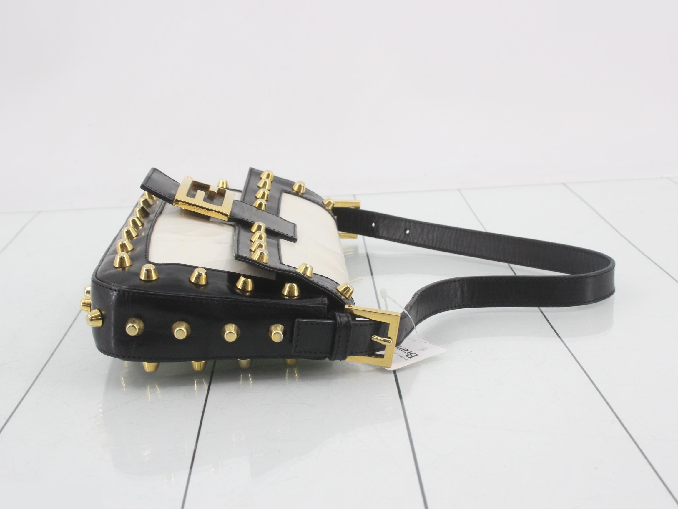 Other lines: Bags & Handbags - Mamma Bucket — view 3